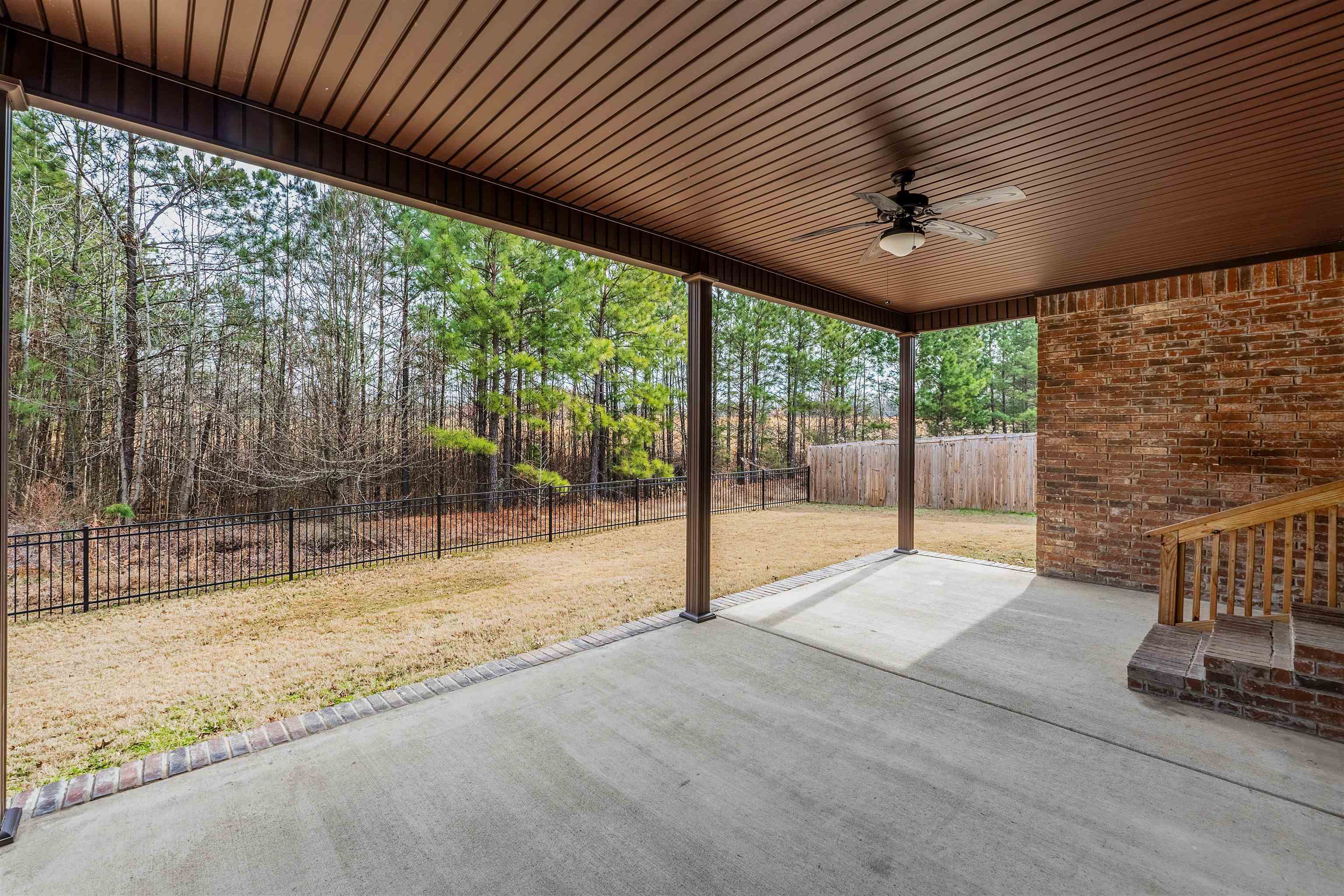 HERITAGE MEADOWS - Residential