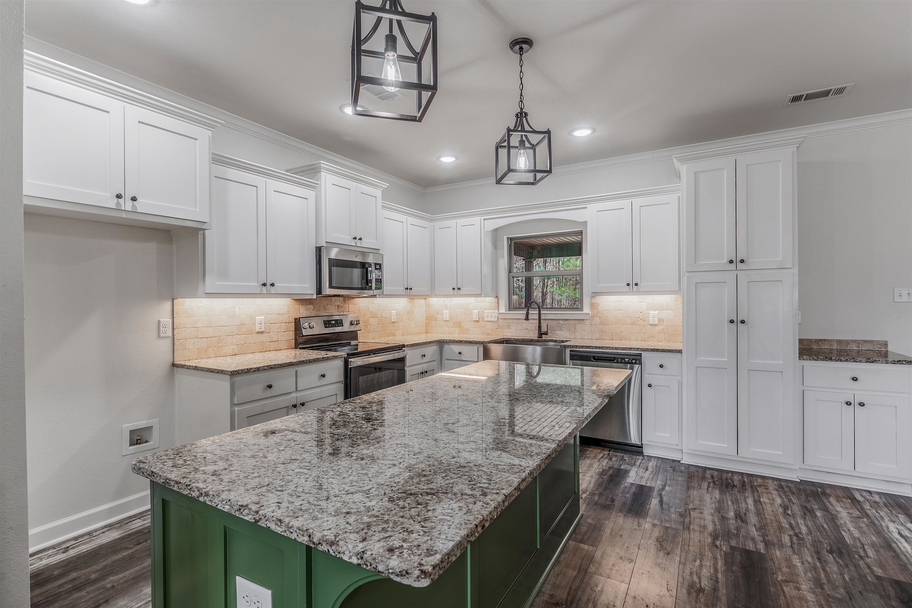 HERITAGE MEADOWS - Residential