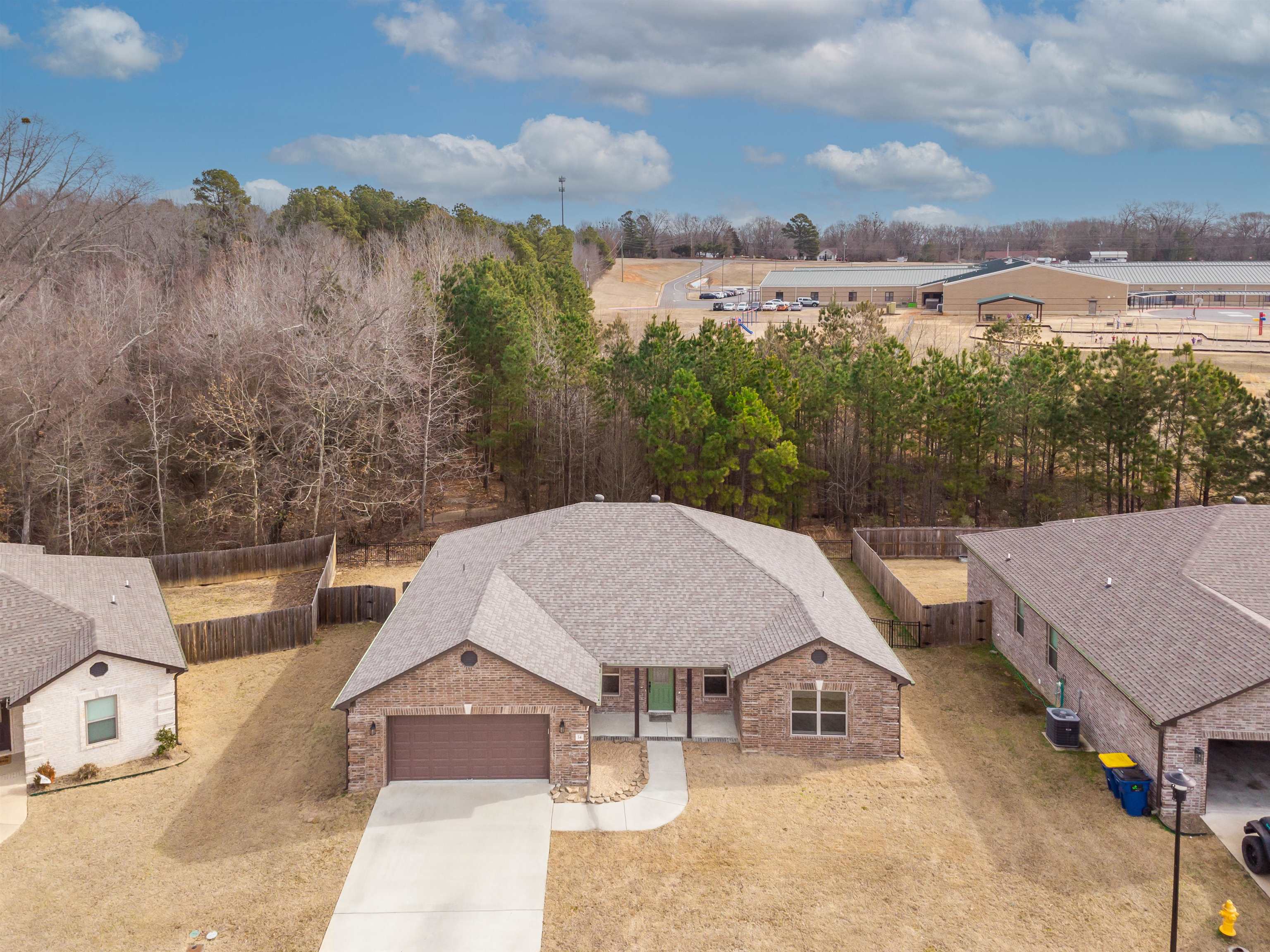 HERITAGE MEADOWS - Residential