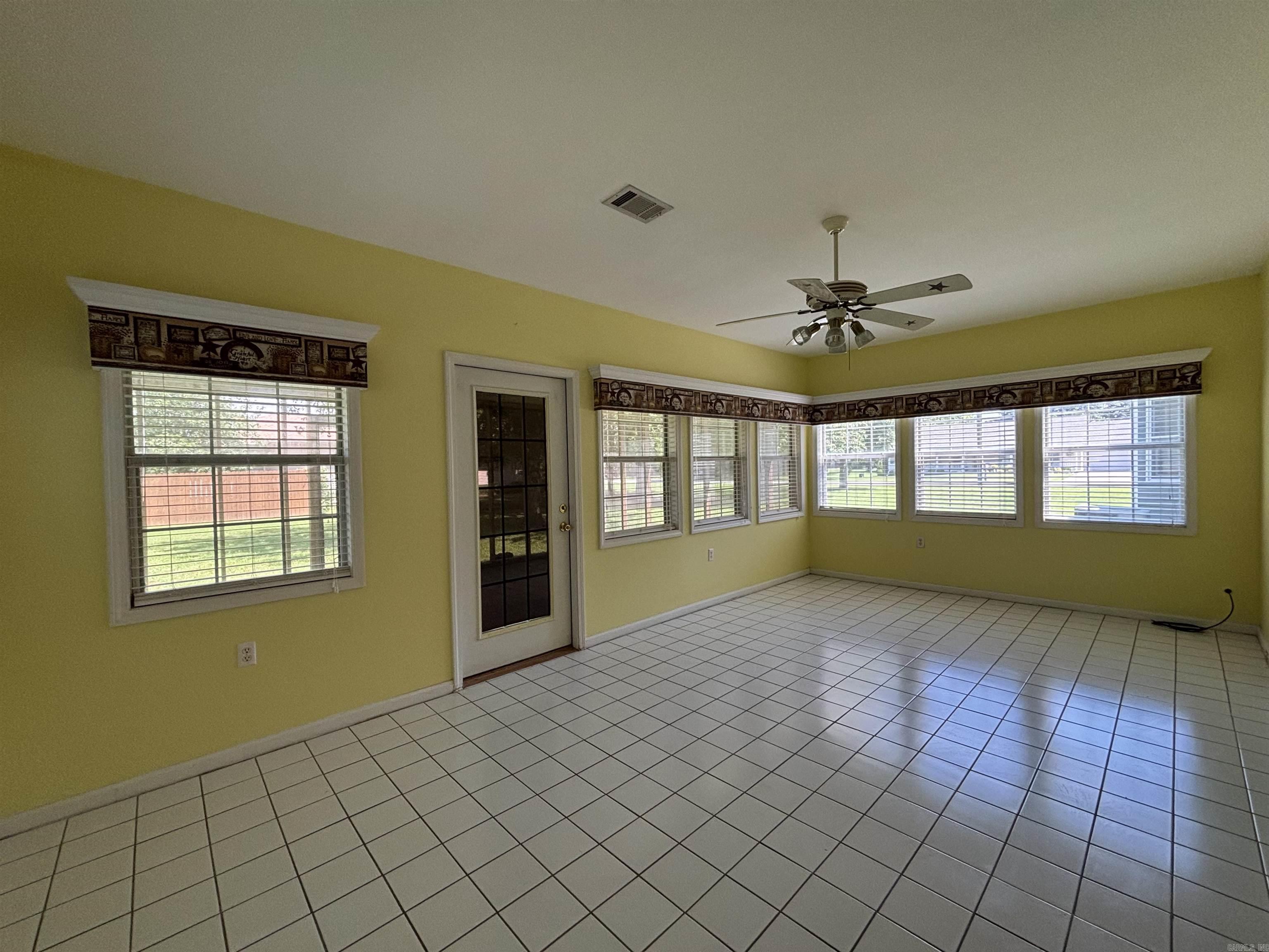 NORTH RIDGE ESTATES - Residential