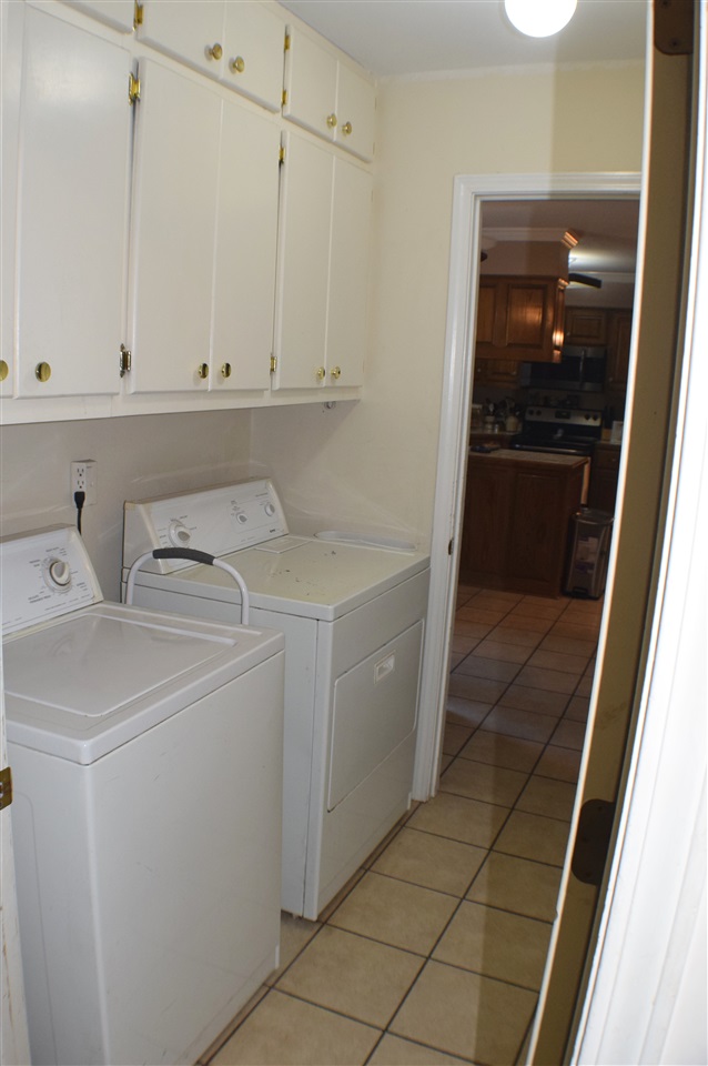 EAST MEADOW - Residential