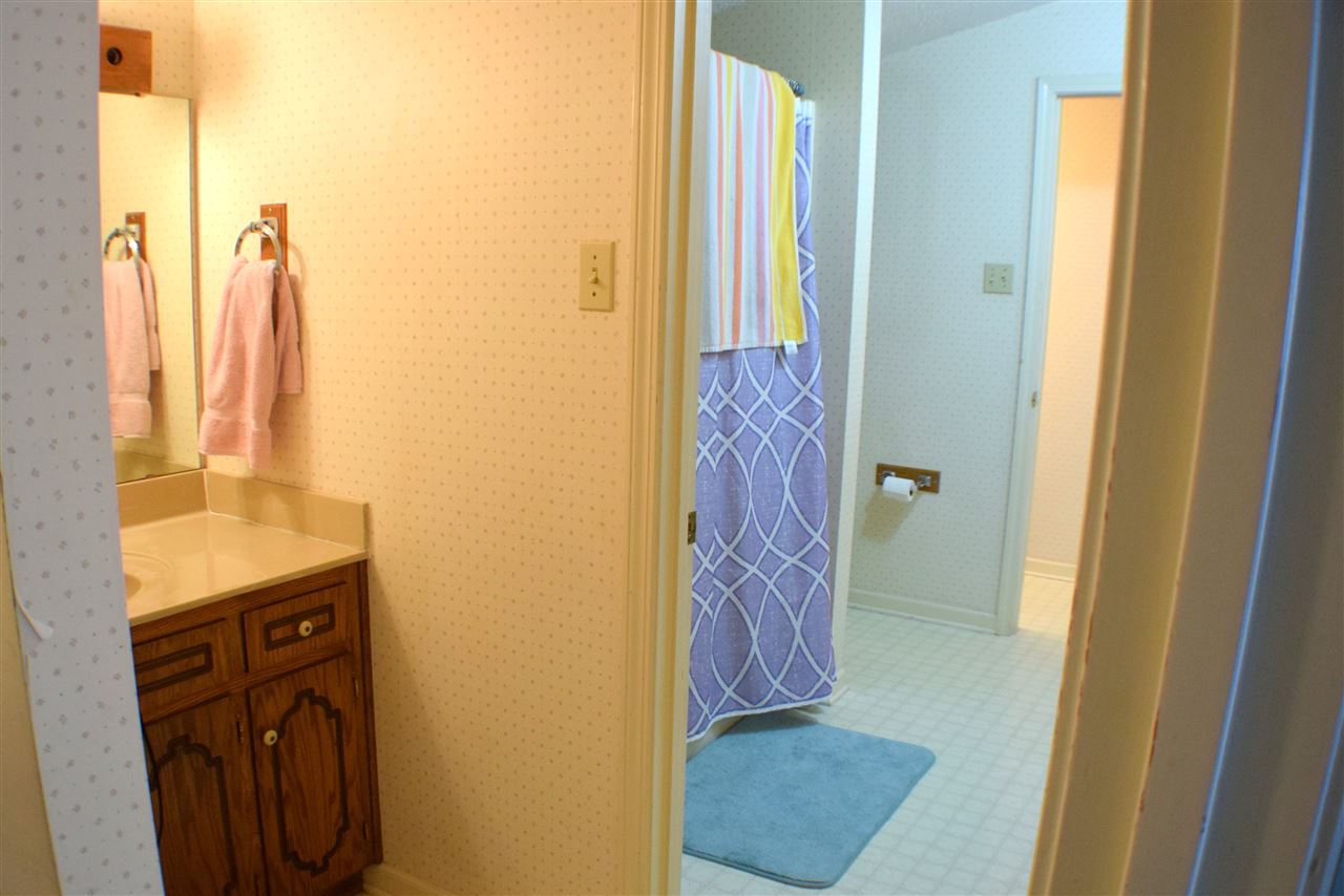 EAST MEADOW - Residential