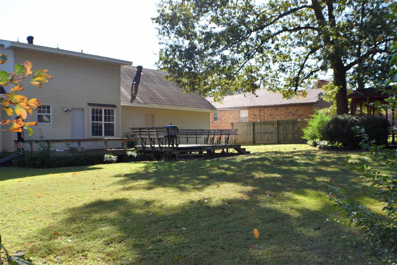 EAST MEADOW - Residential