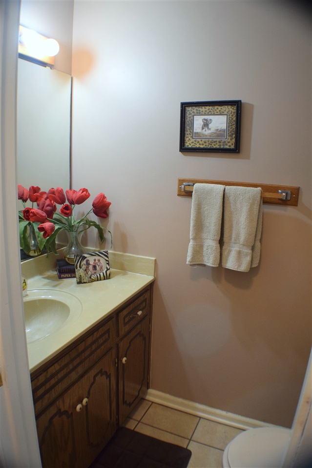 EAST MEADOW - Residential