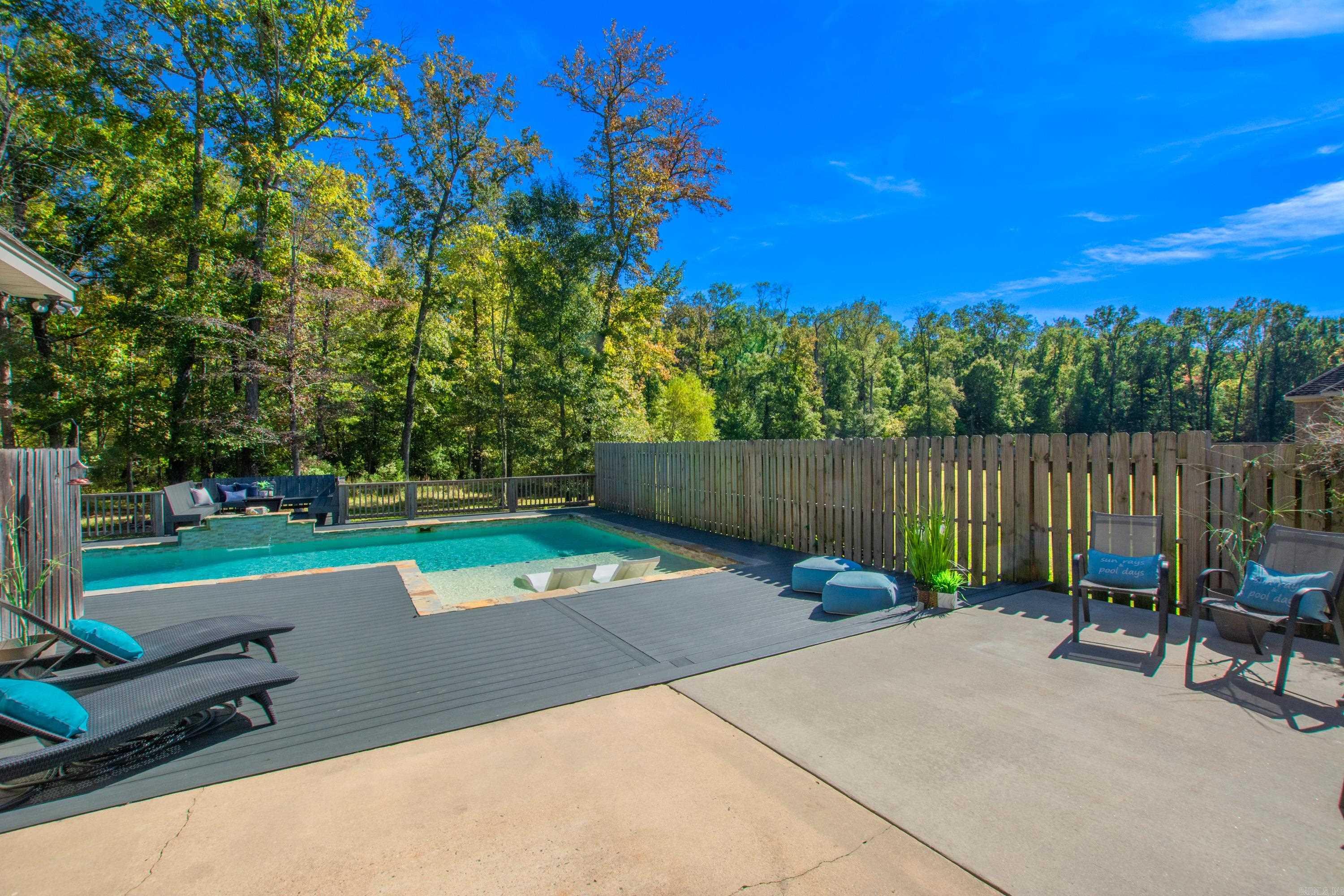 OAK RIDGE RANCH - Residential