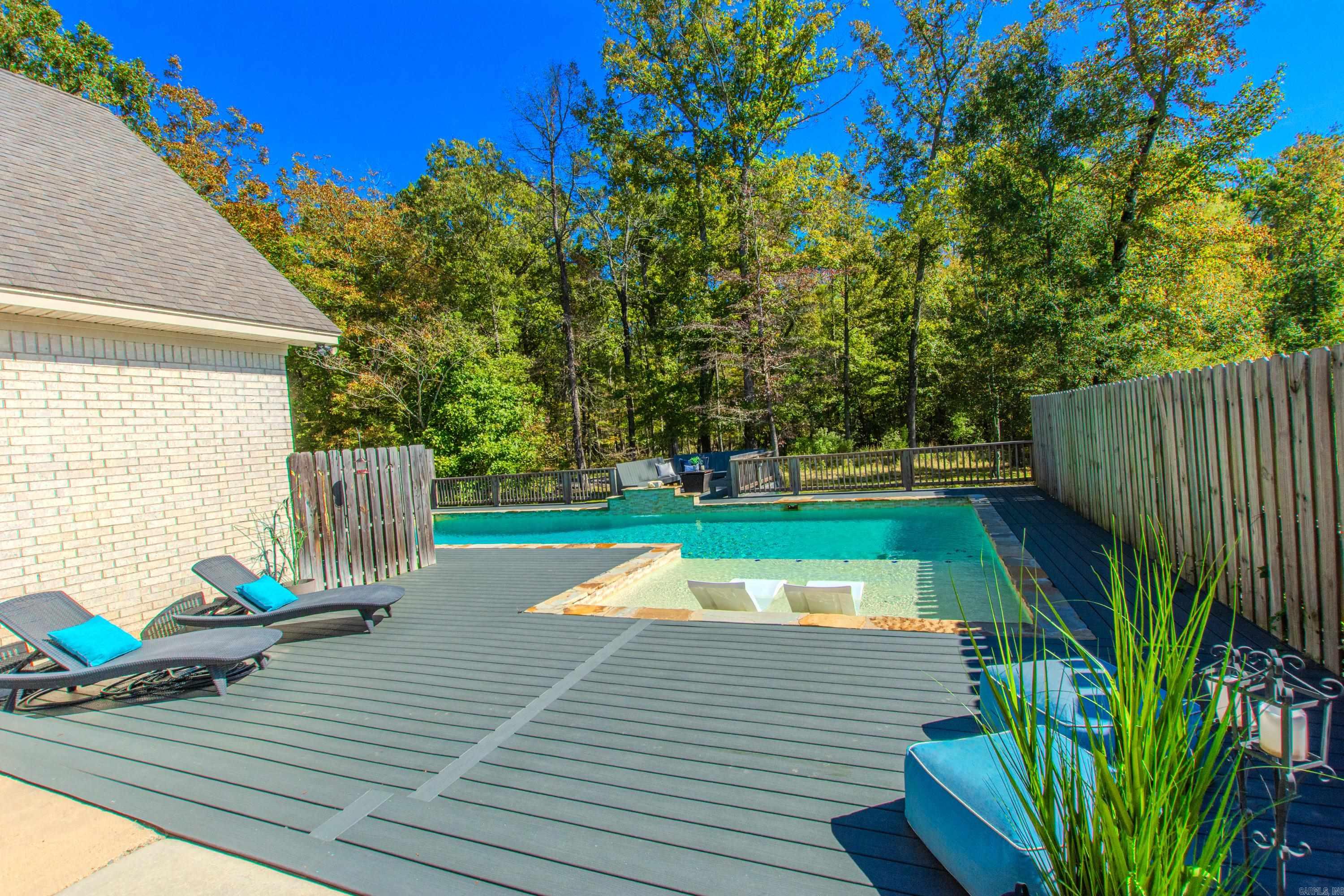 OAK RIDGE RANCH - Residential