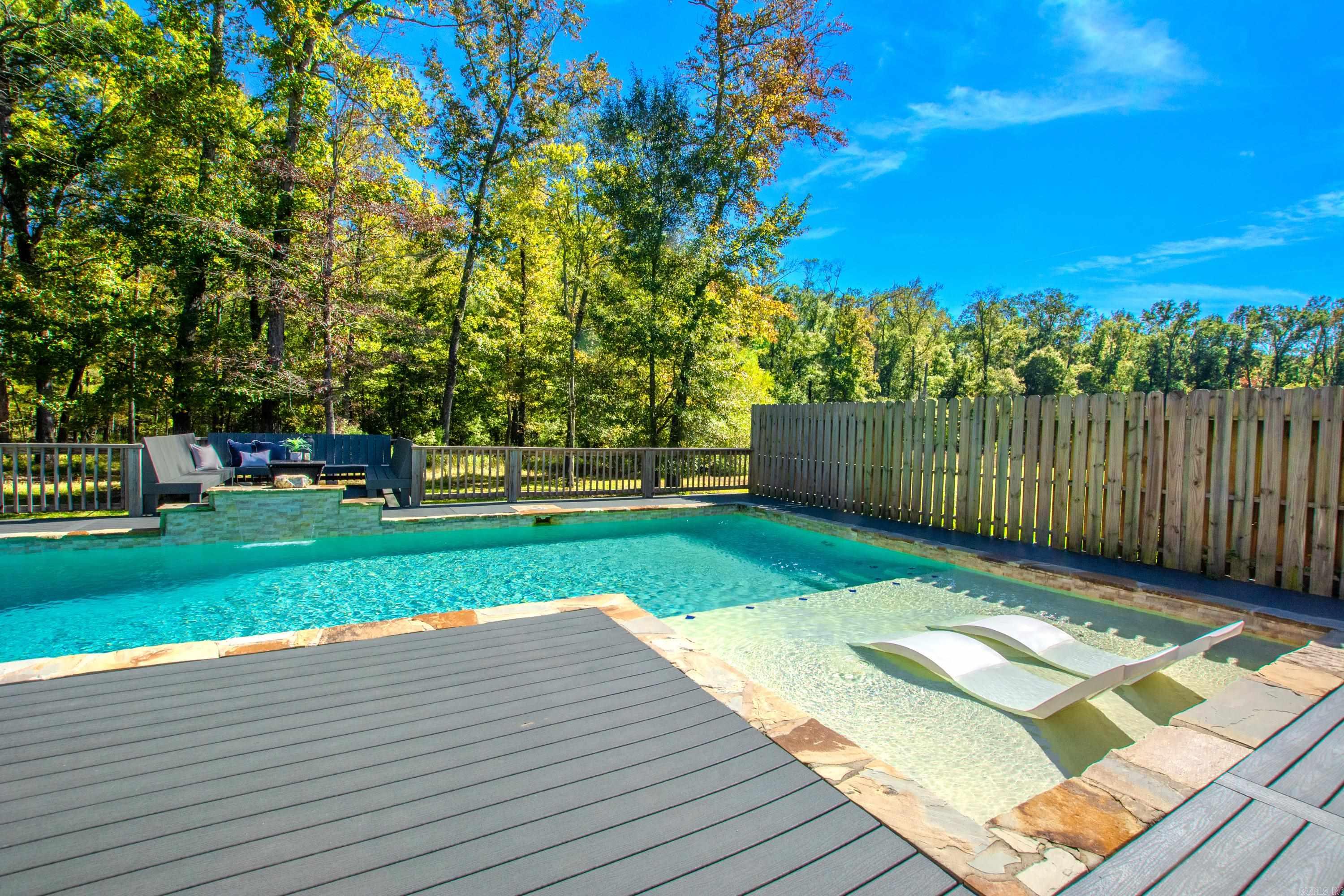 OAK RIDGE RANCH - Residential