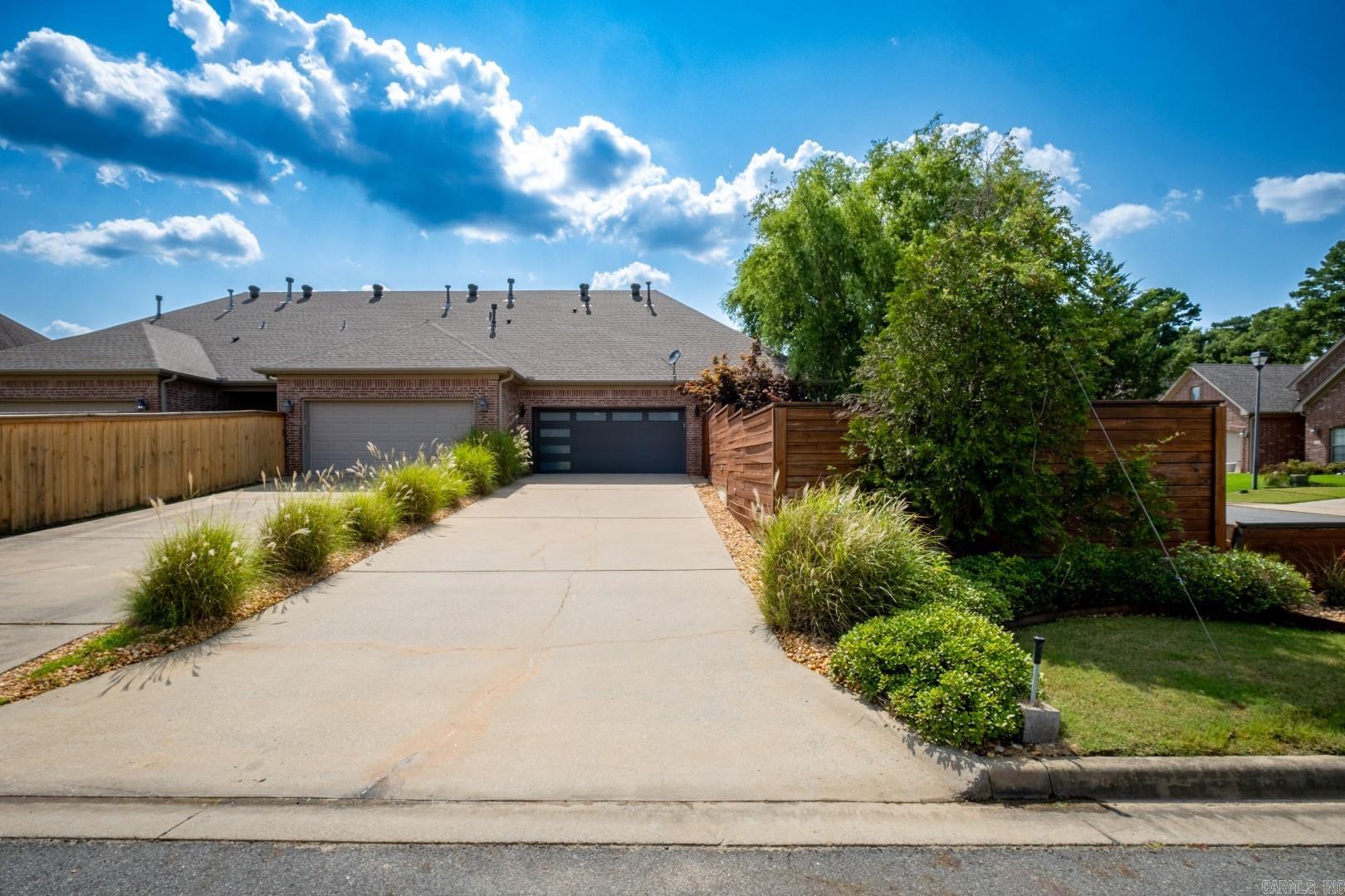 THE GARDEN AT VALLEY FALLS - Residential