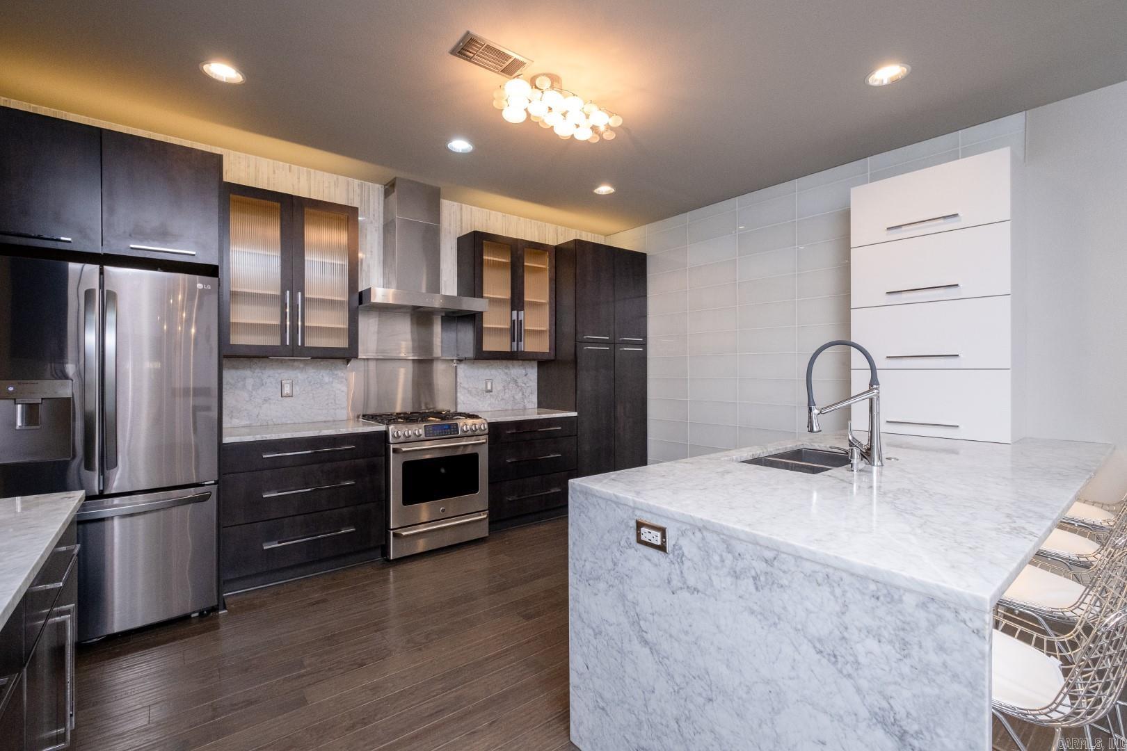 THE GARDEN AT VALLEY FALLS - Residential