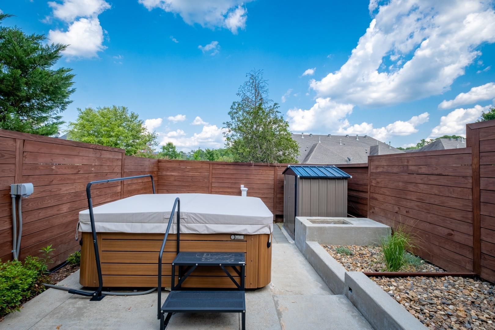 THE GARDEN AT VALLEY FALLS - Residential