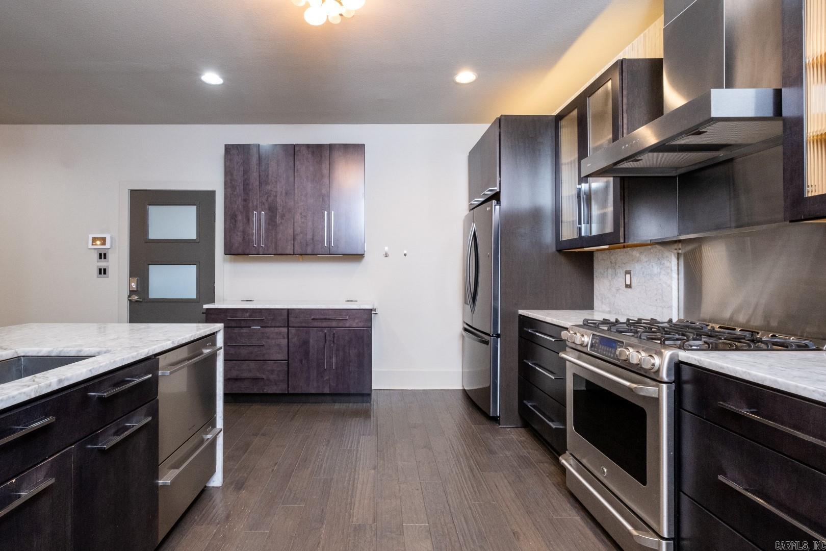 THE GARDEN AT VALLEY FALLS - Residential