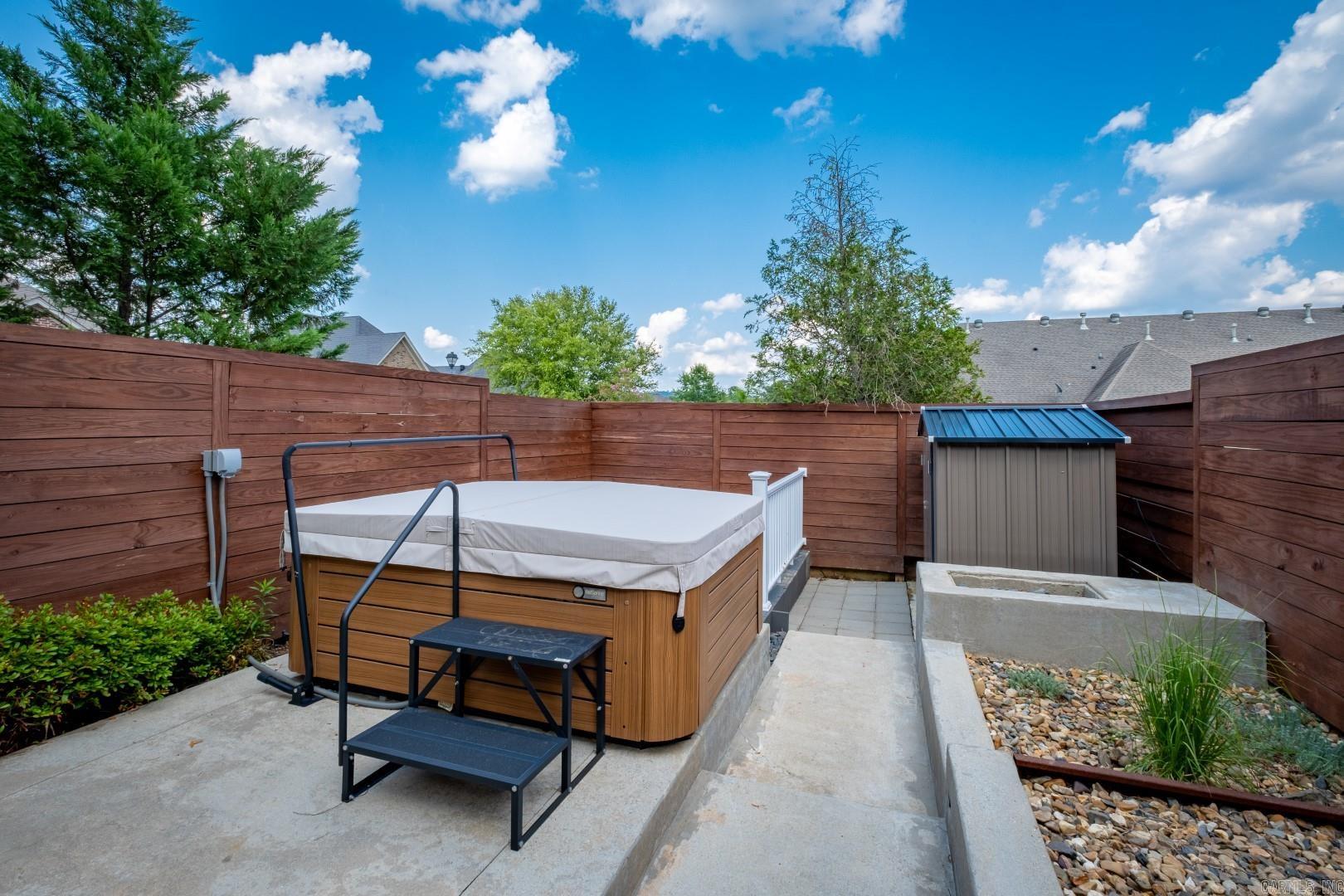 THE GARDEN AT VALLEY FALLS - Residential