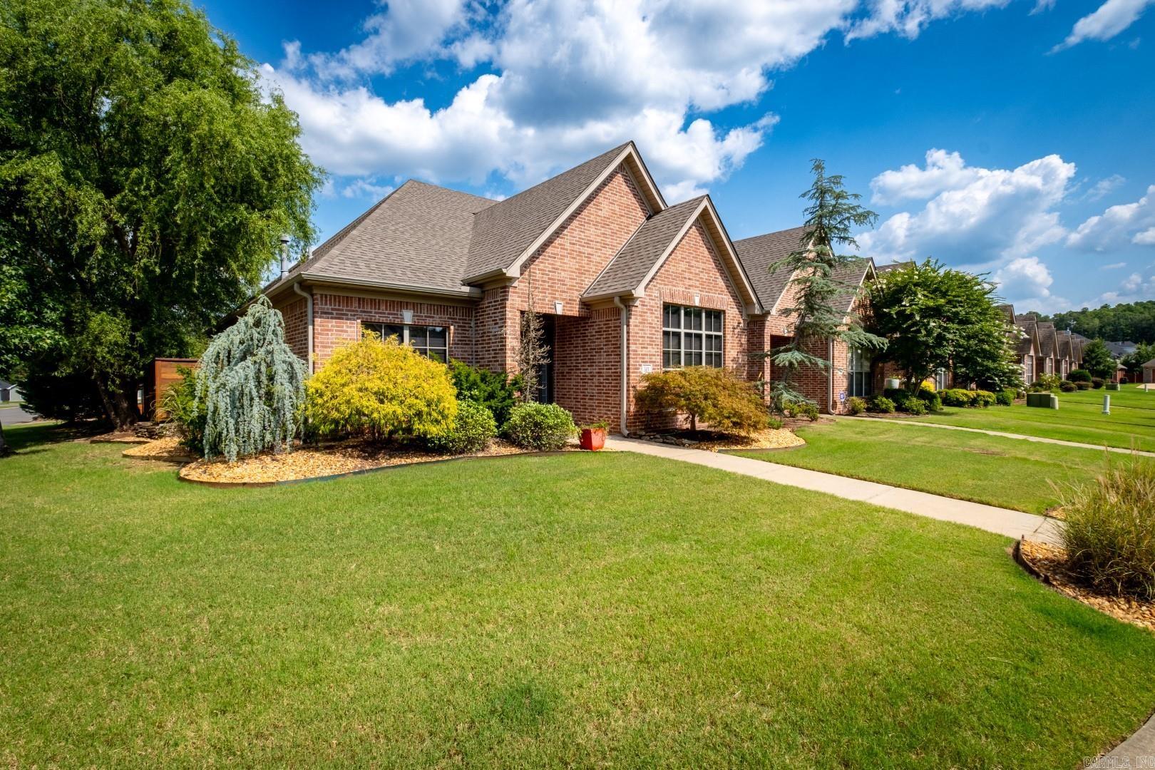 THE GARDEN AT VALLEY FALLS - Residential