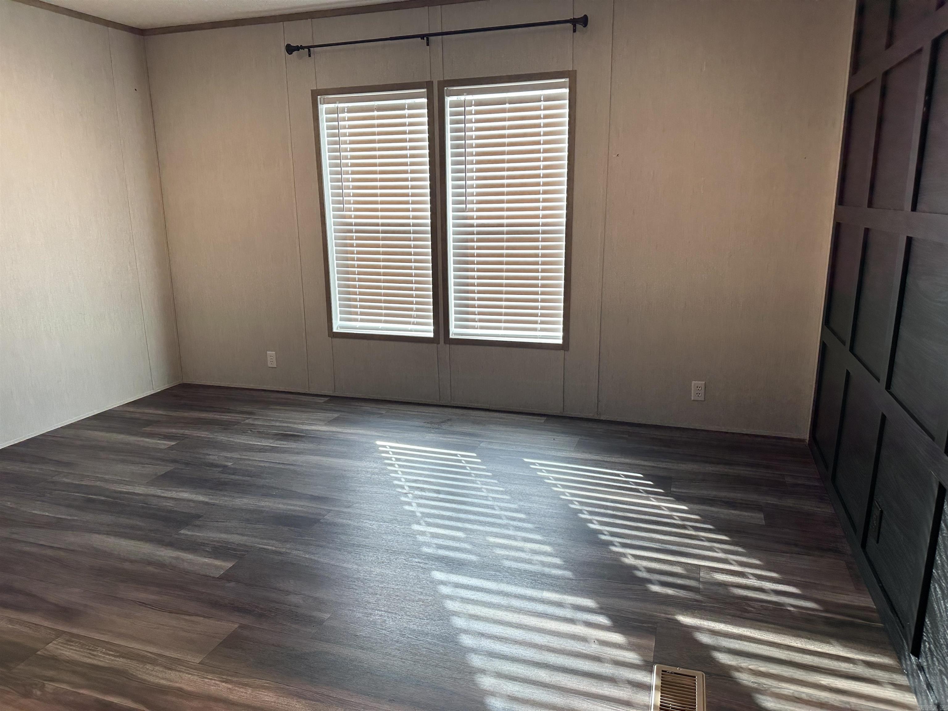 TYRO ORIGINAL - Residential