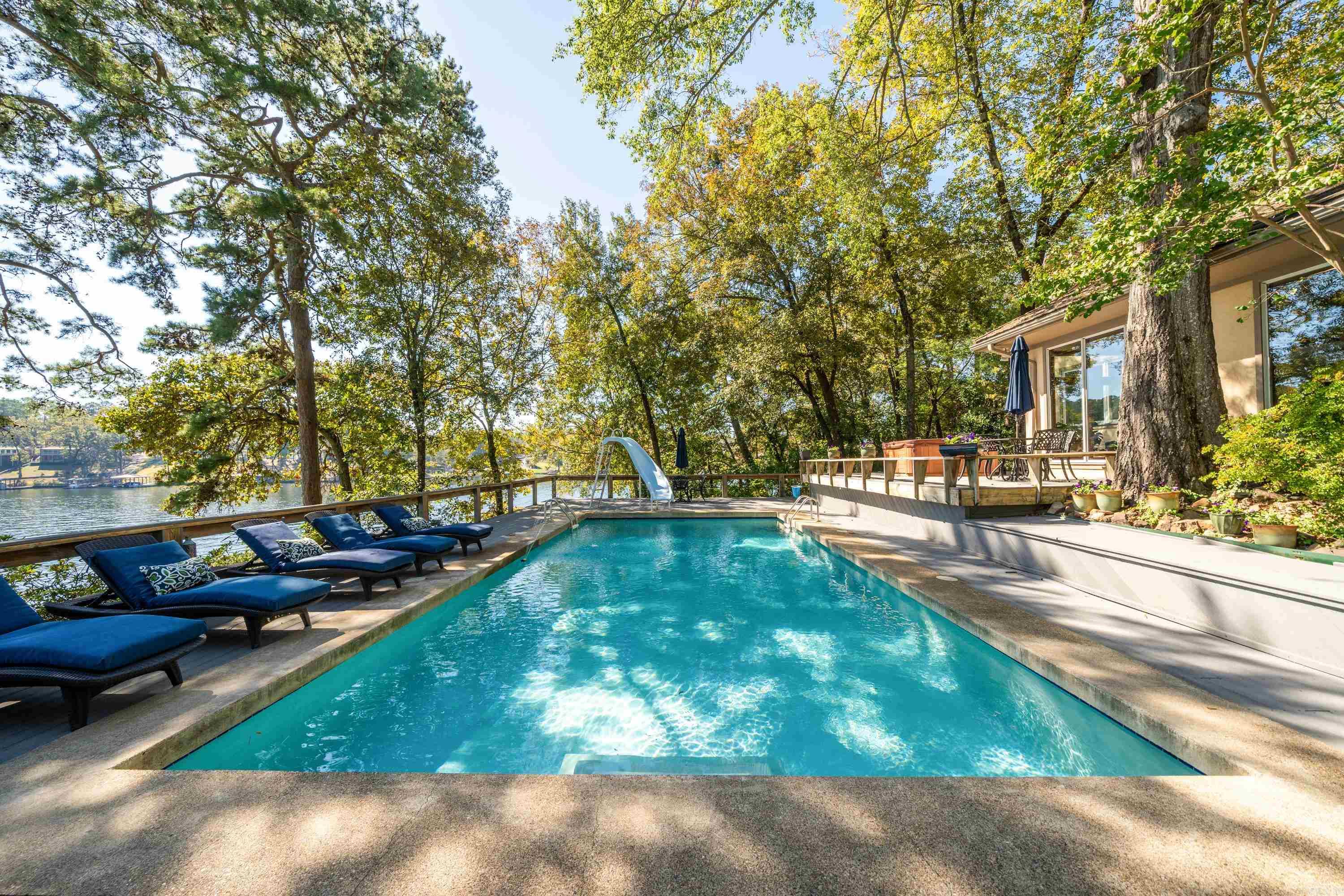 Quinns Lake Park - Residential