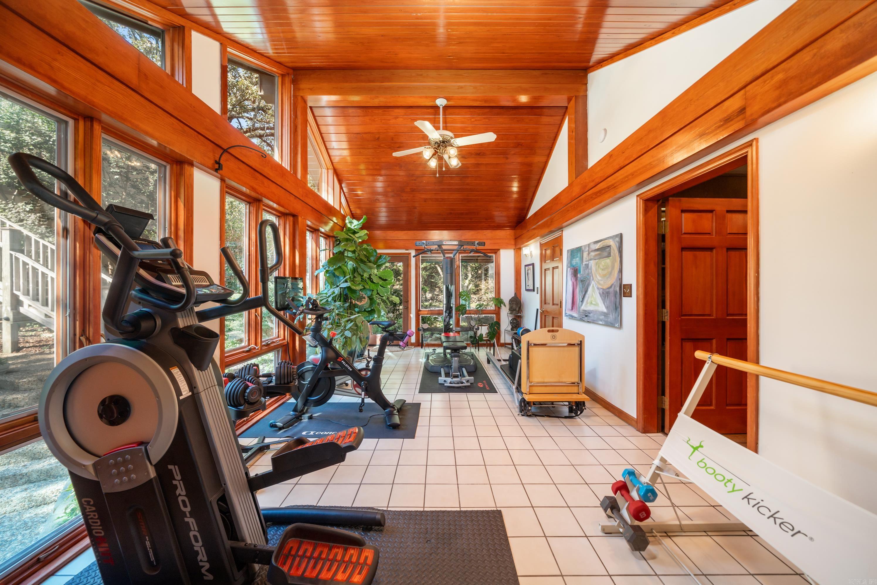 Quinns Lake Park - Residential