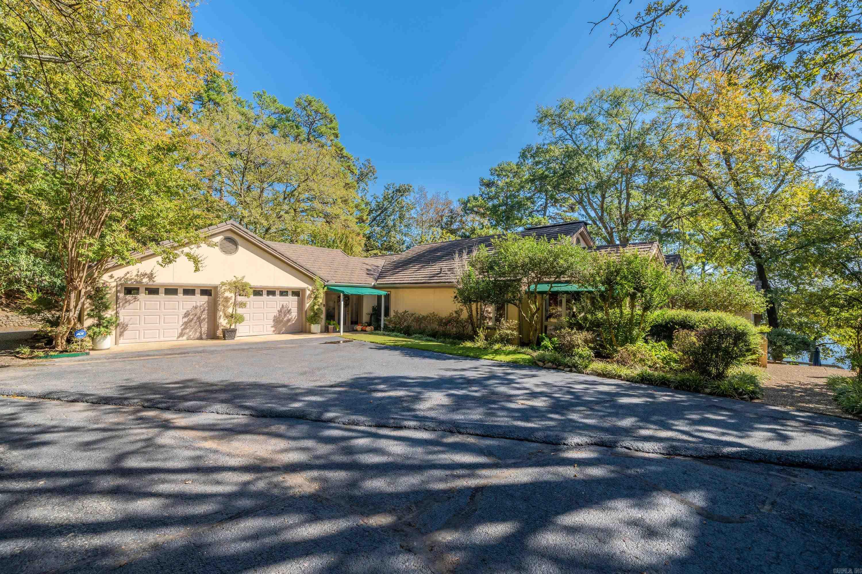 Quinns Lake Park - Residential