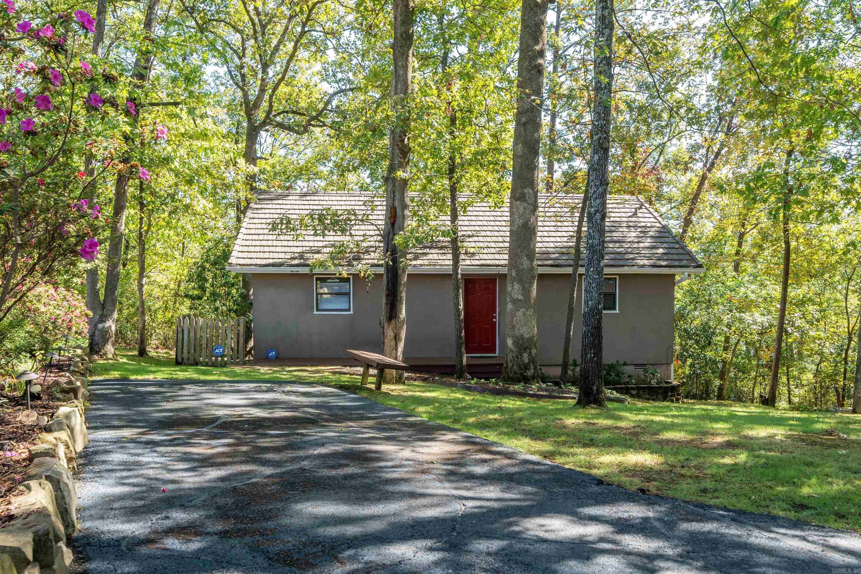 Quinns Lake Park - Residential