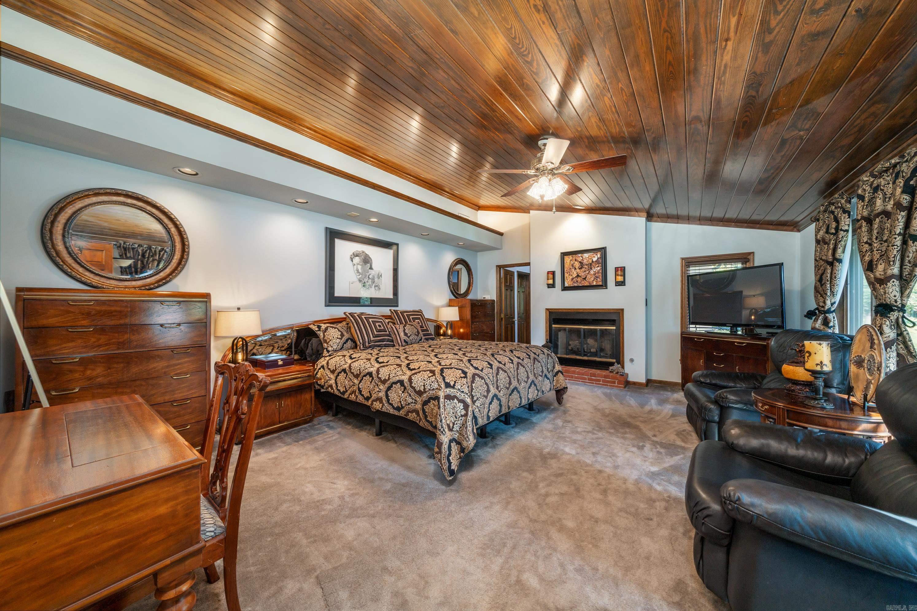Quinns Lake Park - Residential