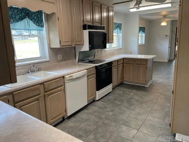 KINGWOOD PLACE - Residential