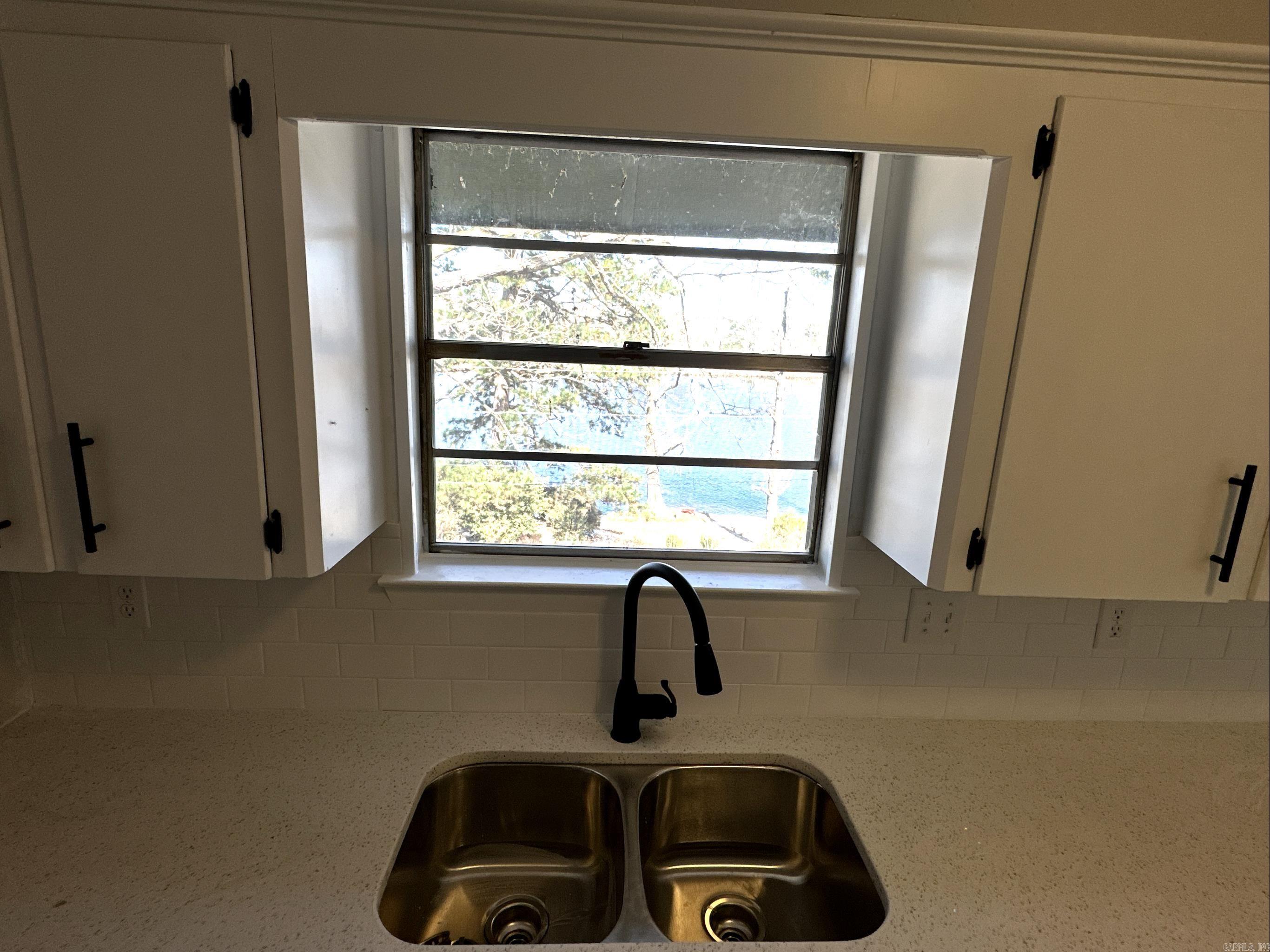 Lakeside Terrace - Residential Lease