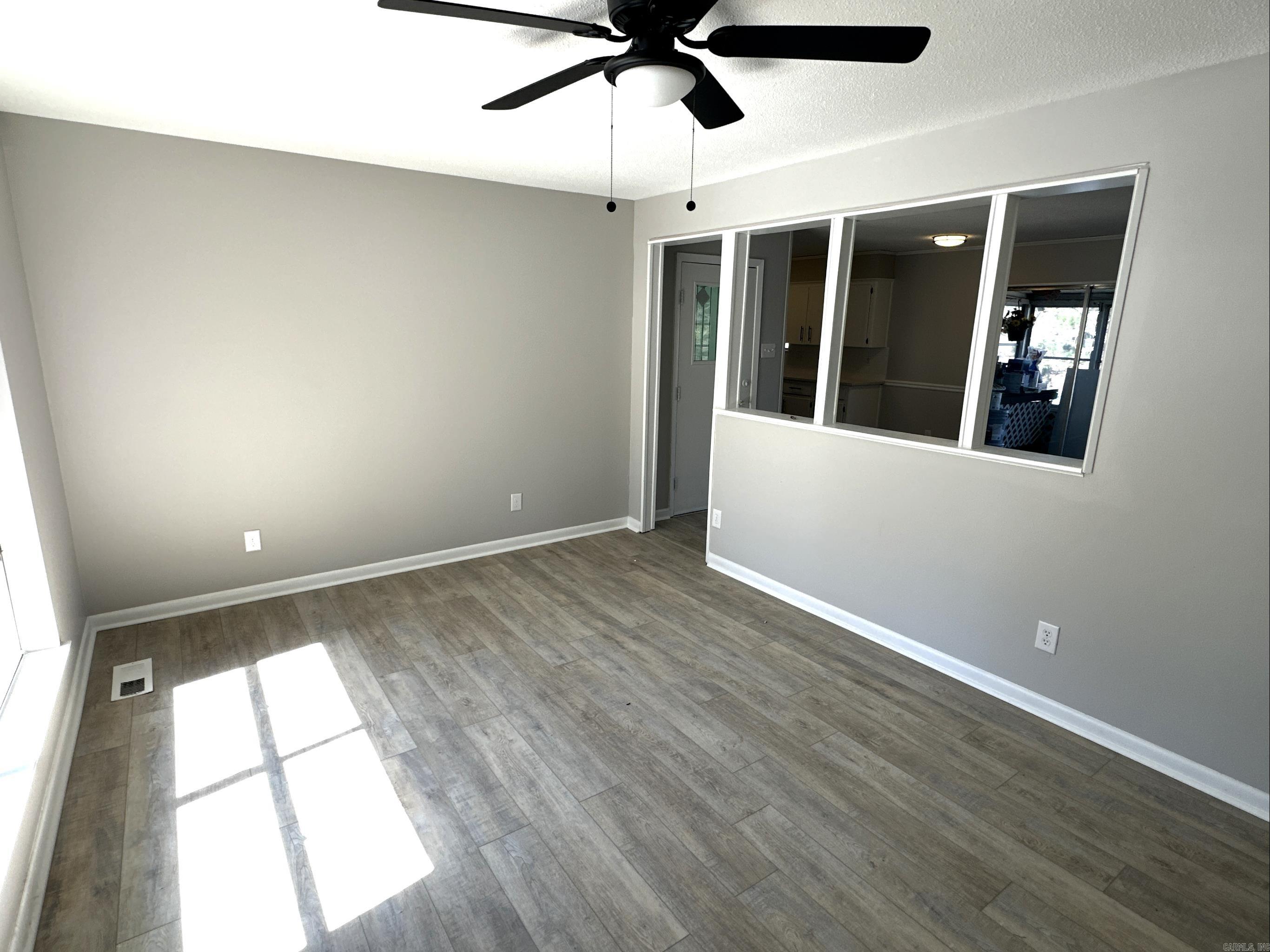 Lakeside Terrace - Residential Lease