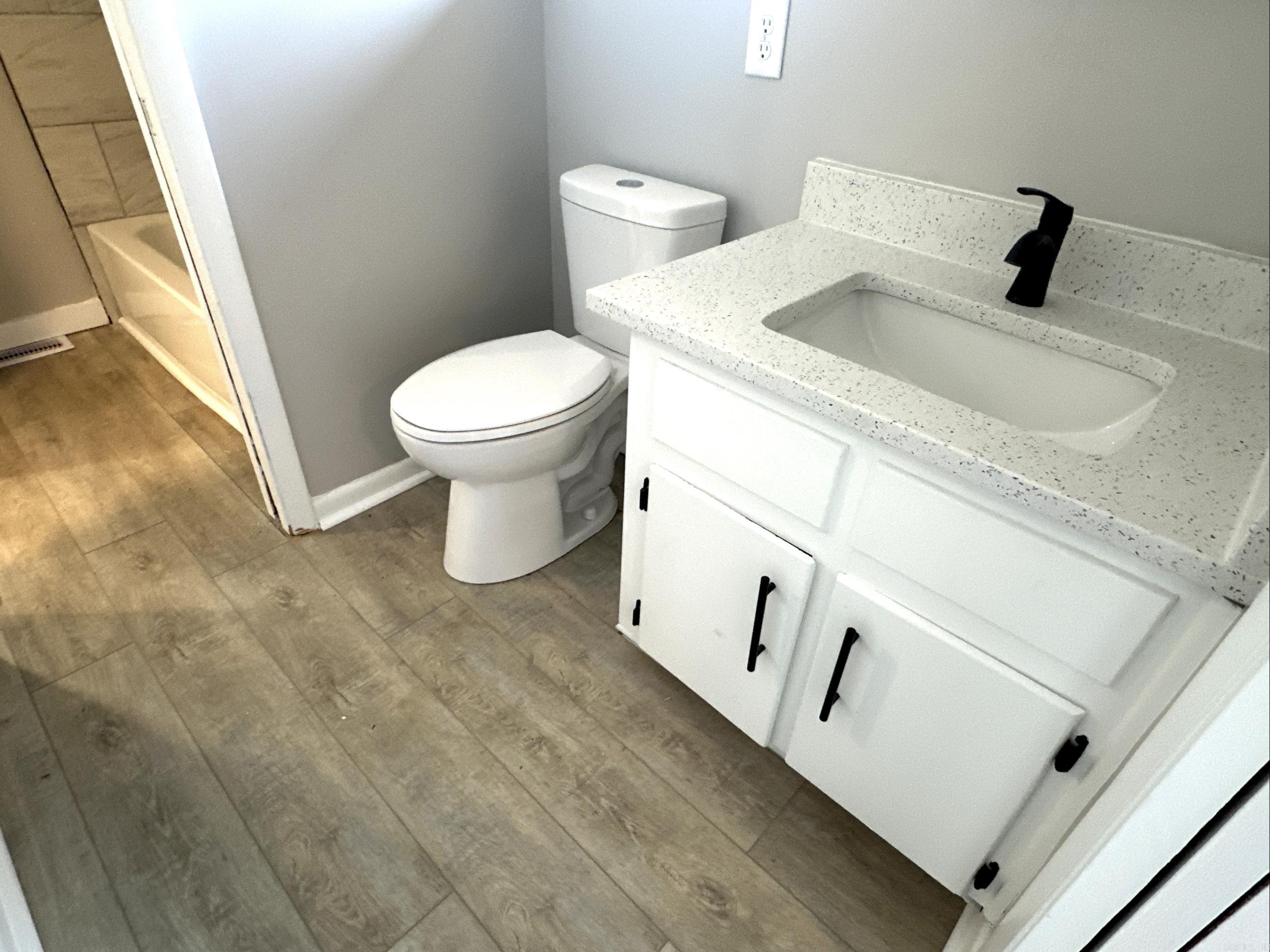 Lakeside Terrace - Residential Lease