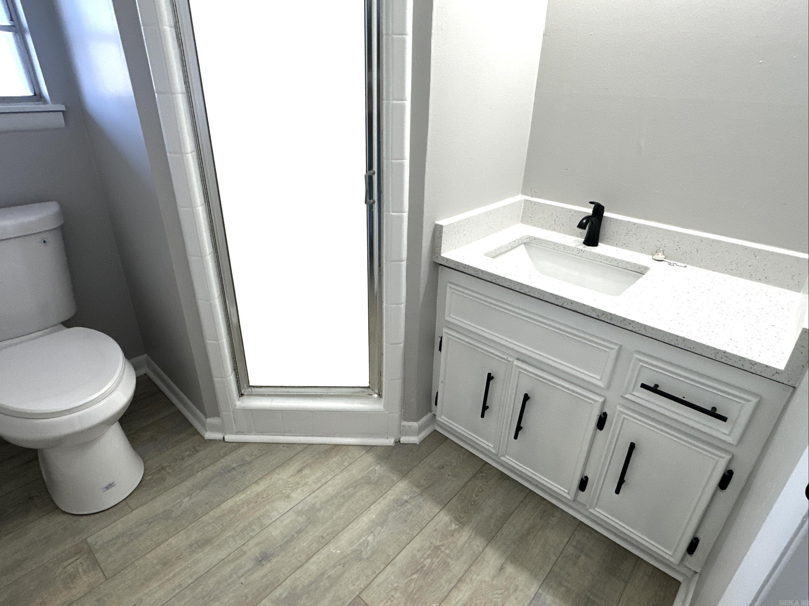 Lakeside Terrace - Residential Lease