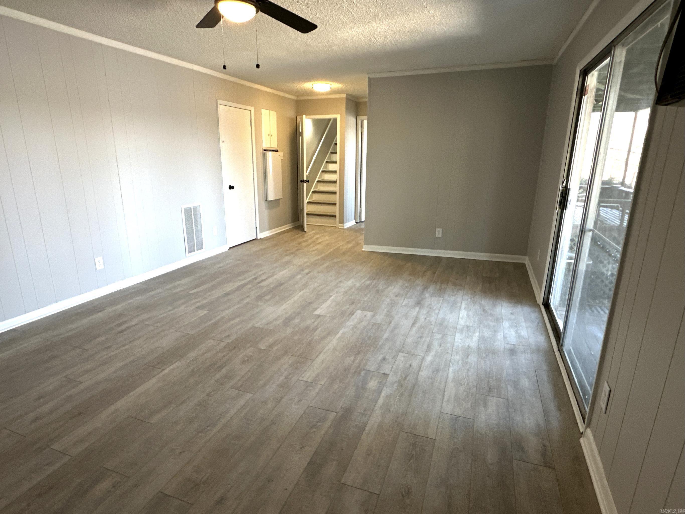 Lakeside Terrace - Residential Lease