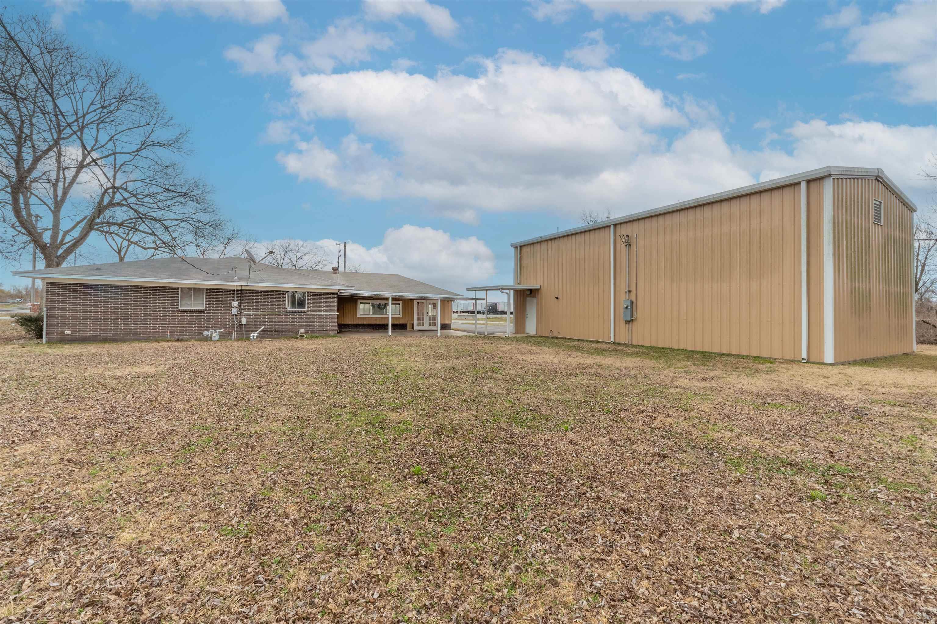 S-L-G - Commercial Sale