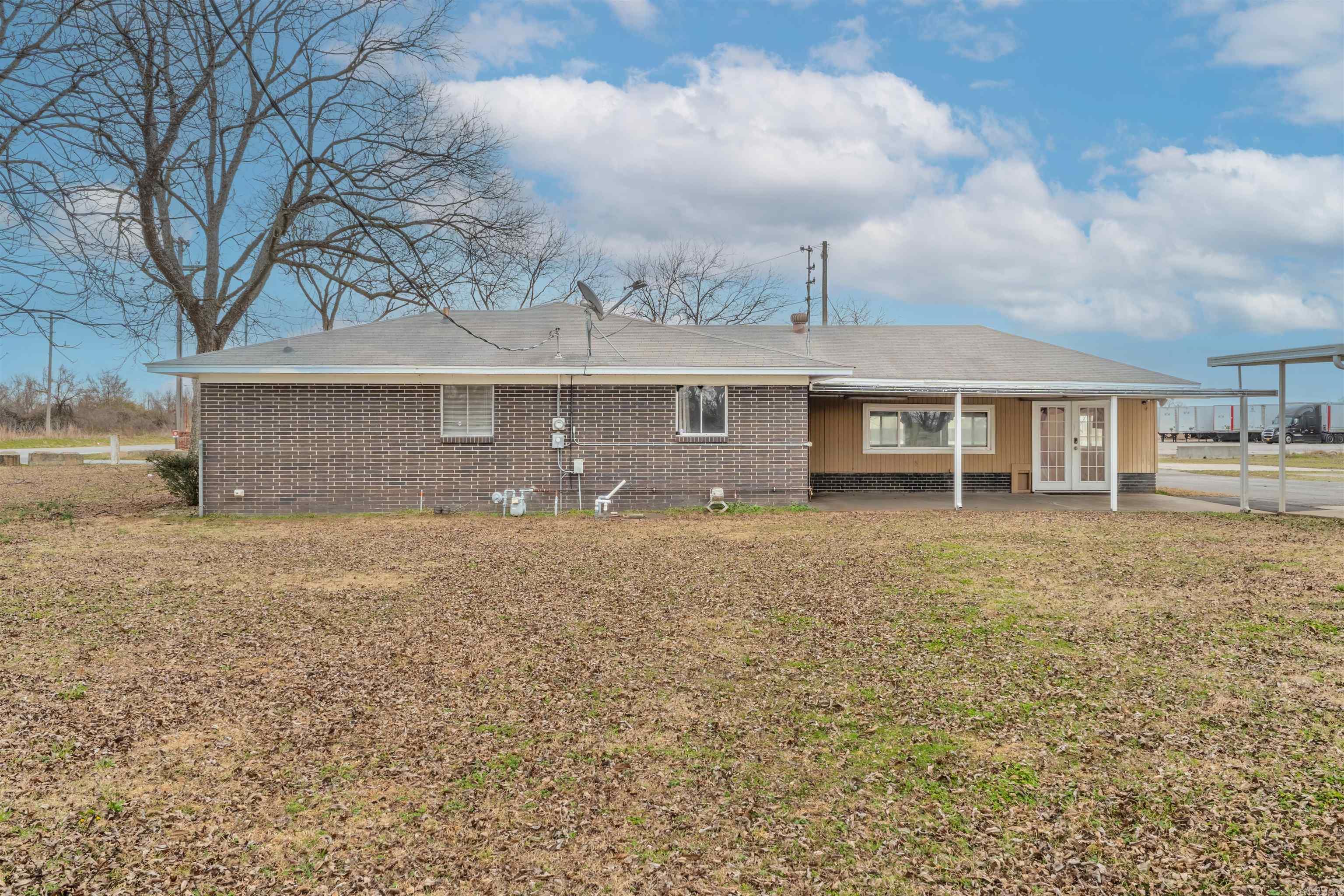 S-L-G - Commercial Sale