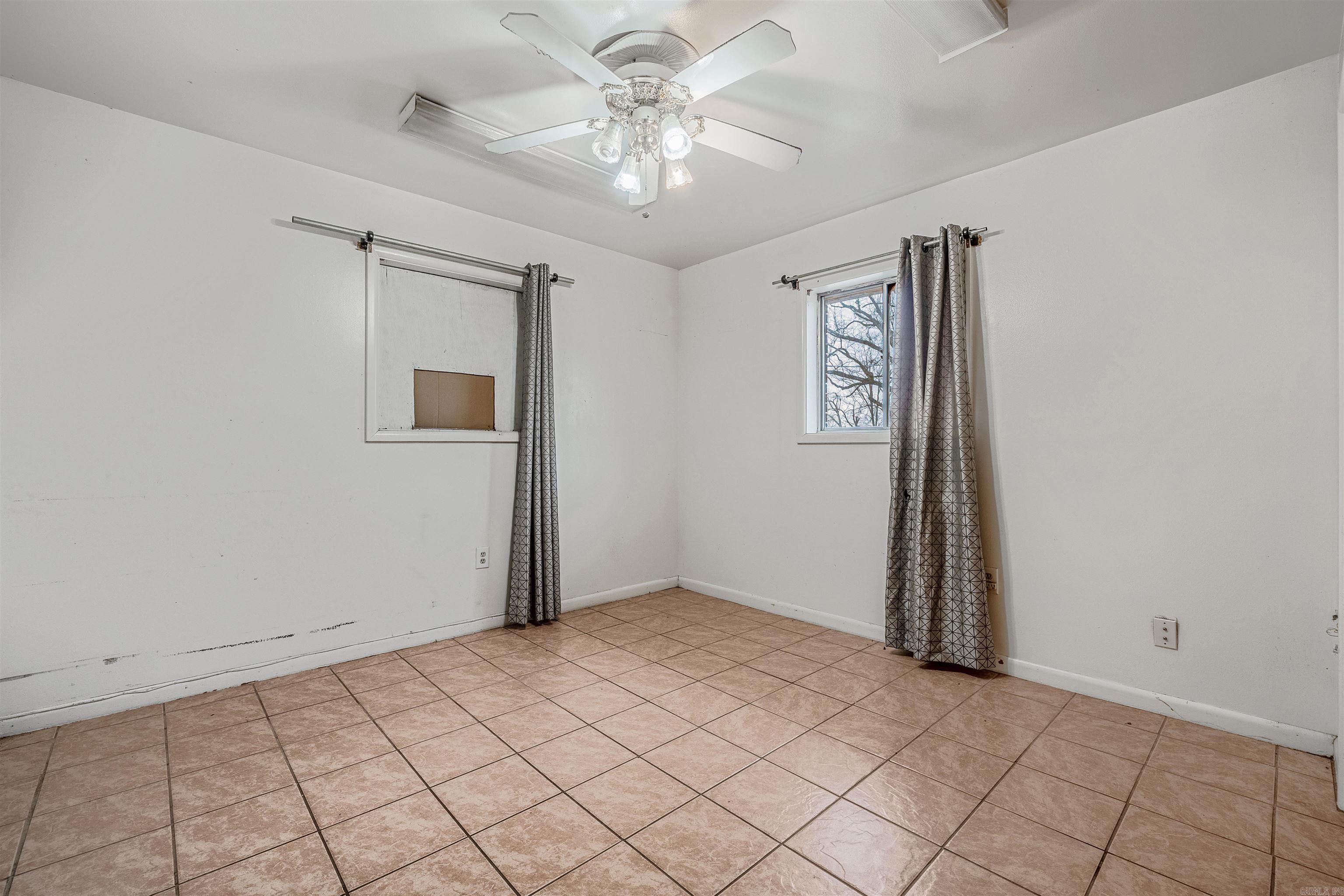 S-L-G - Commercial Sale