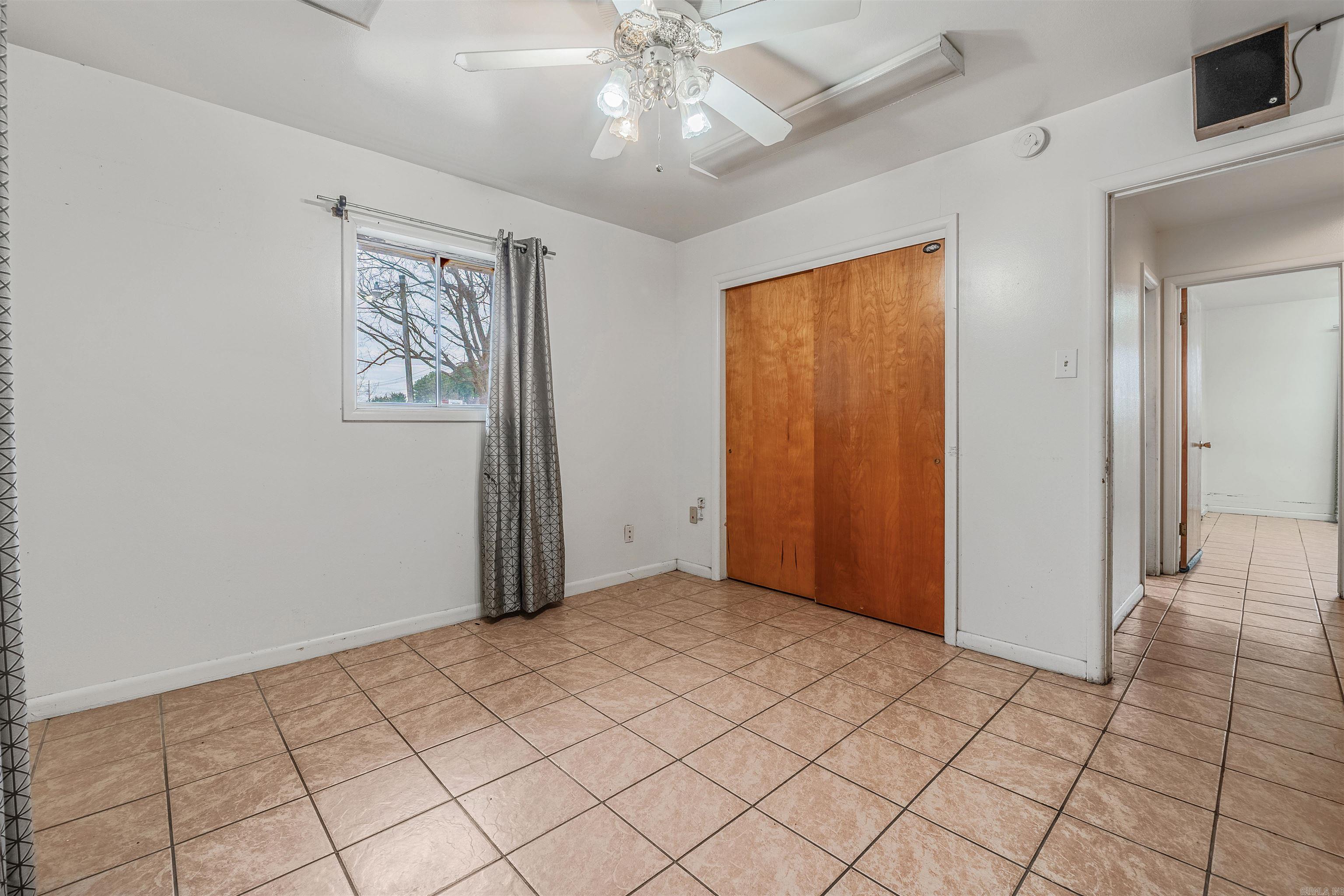 S-L-G - Commercial Sale