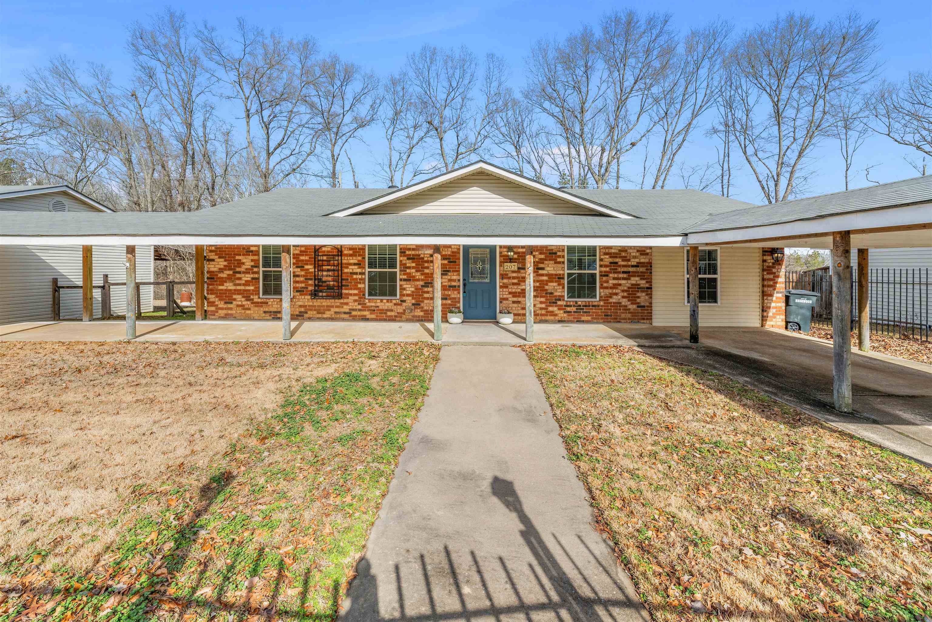 THE MEADOWS - Residential