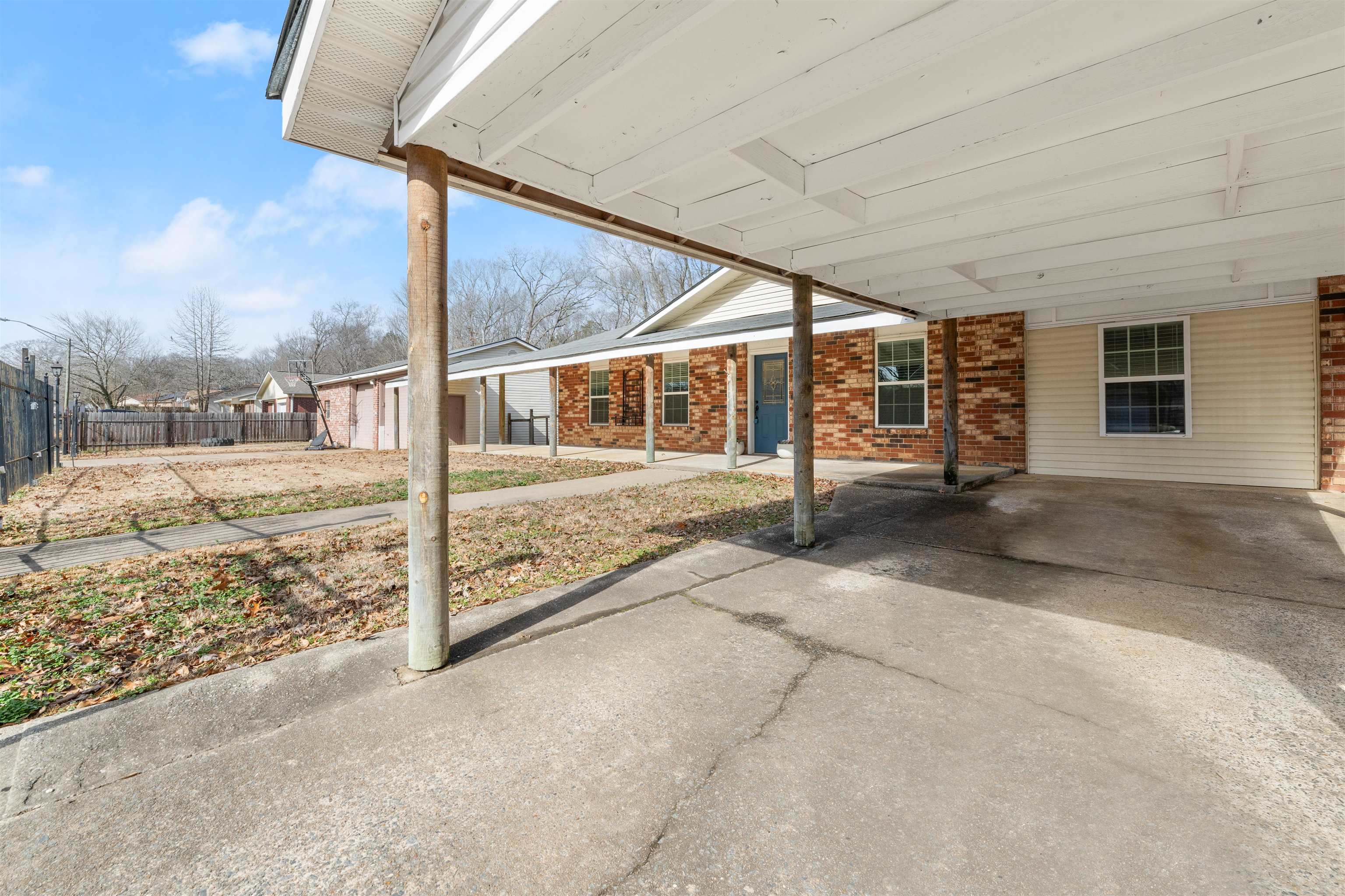 THE MEADOWS - Residential