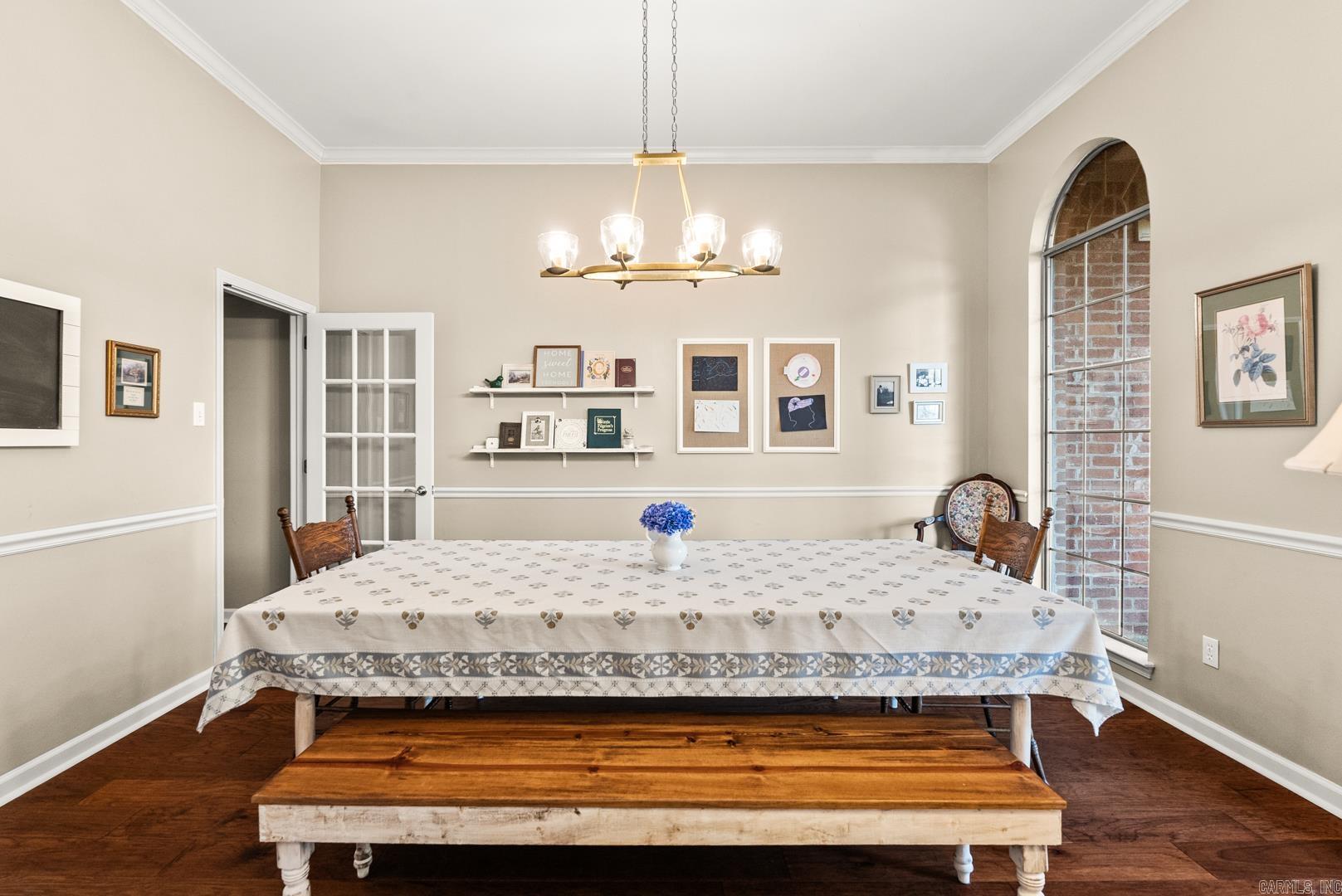 WESTBURY - Residential