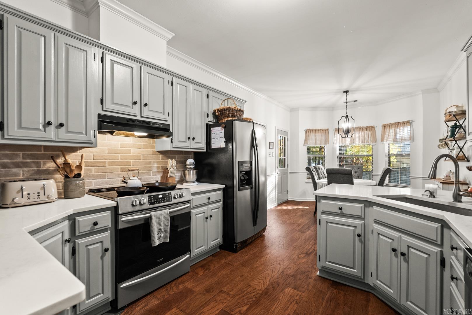 WESTBURY - Residential