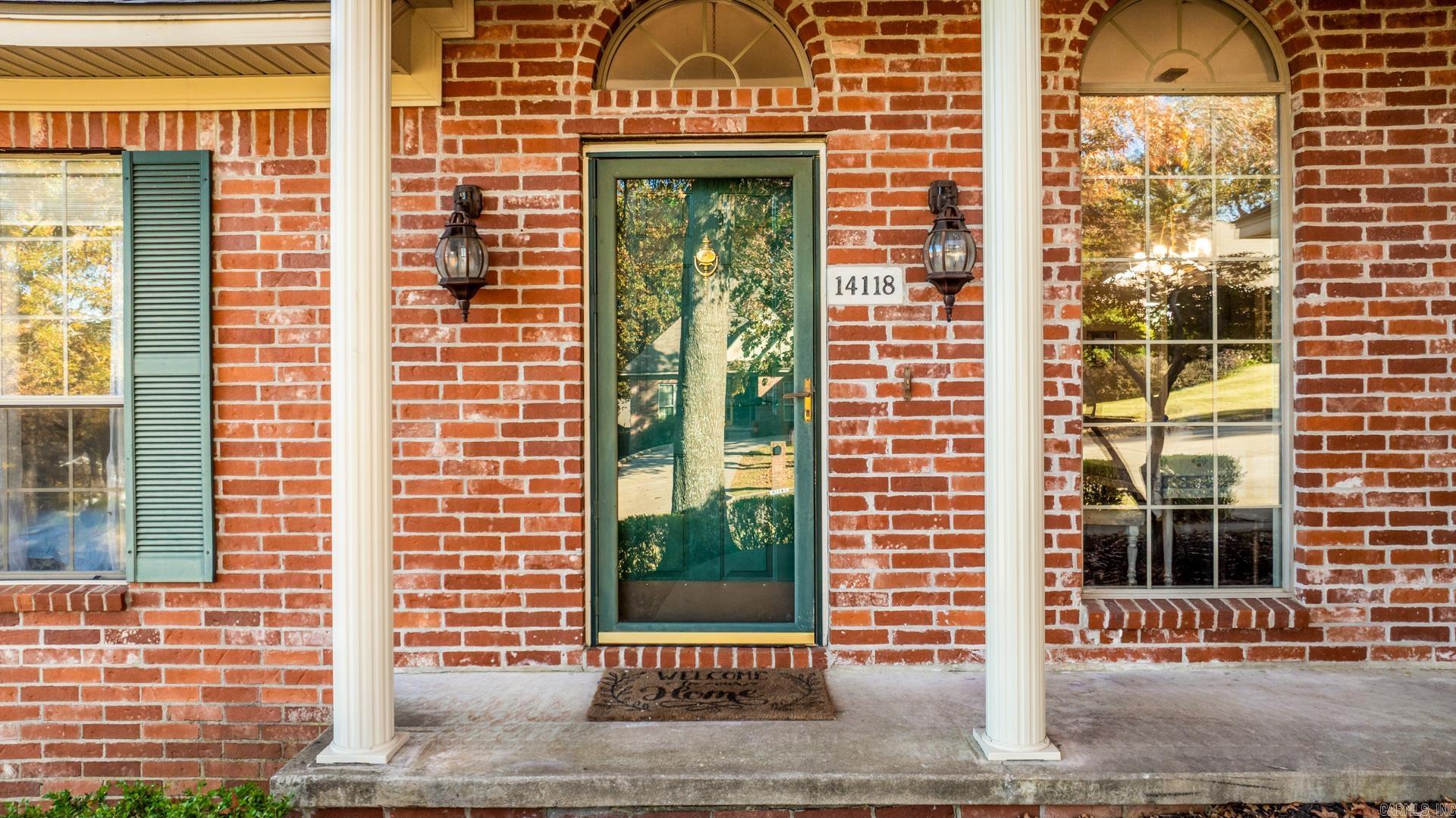 WESTBURY - Residential