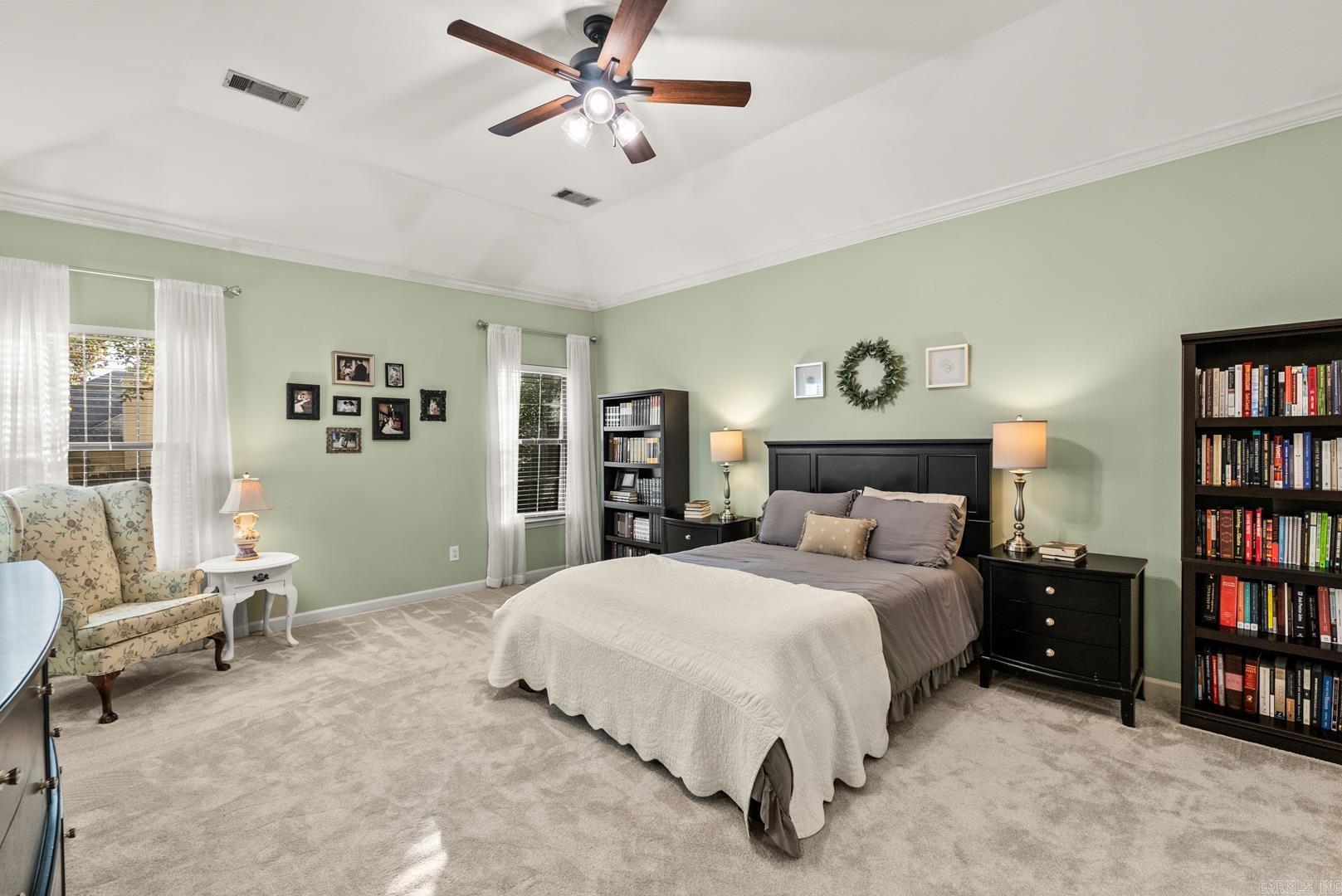 WESTBURY - Residential