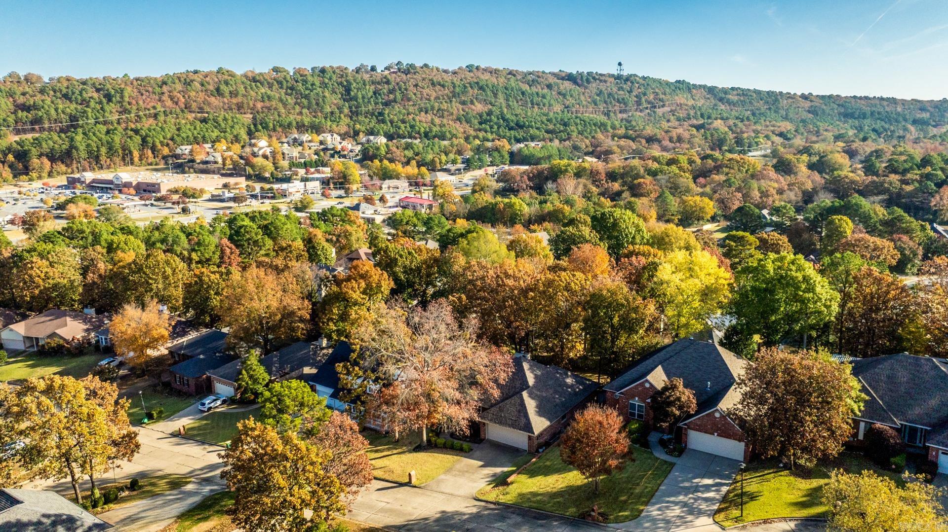 WESTBURY - Residential