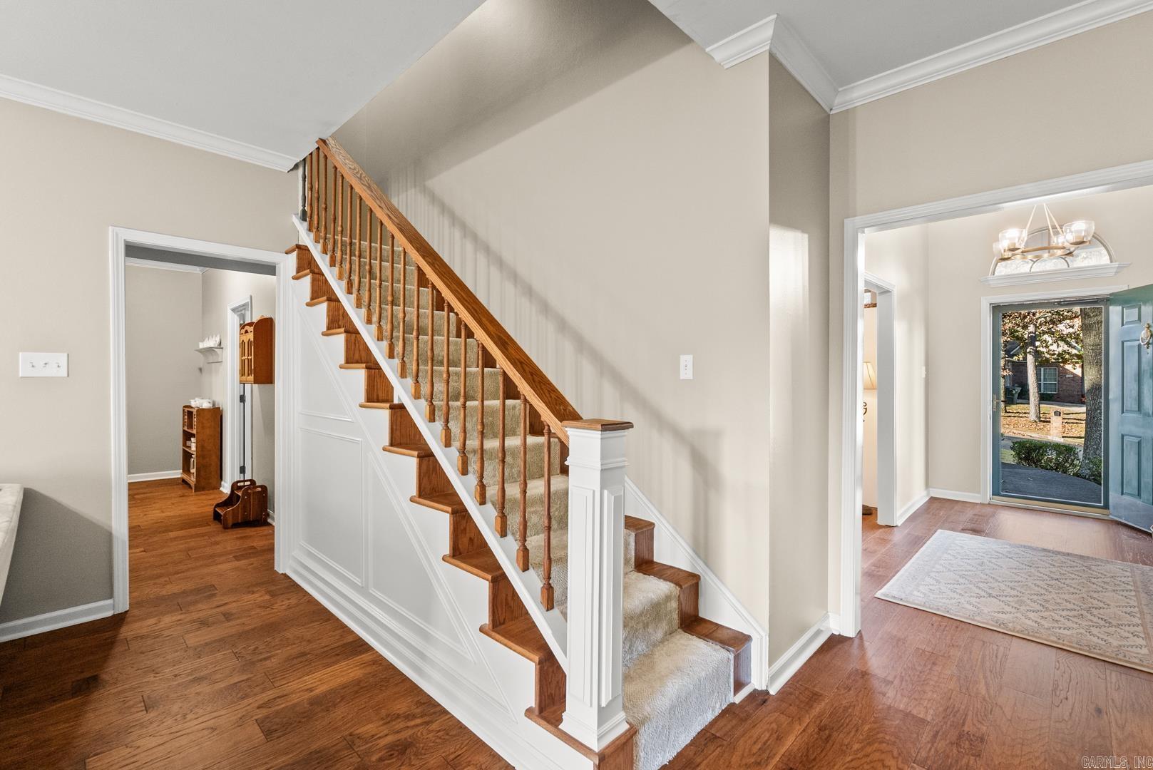 WESTBURY - Residential