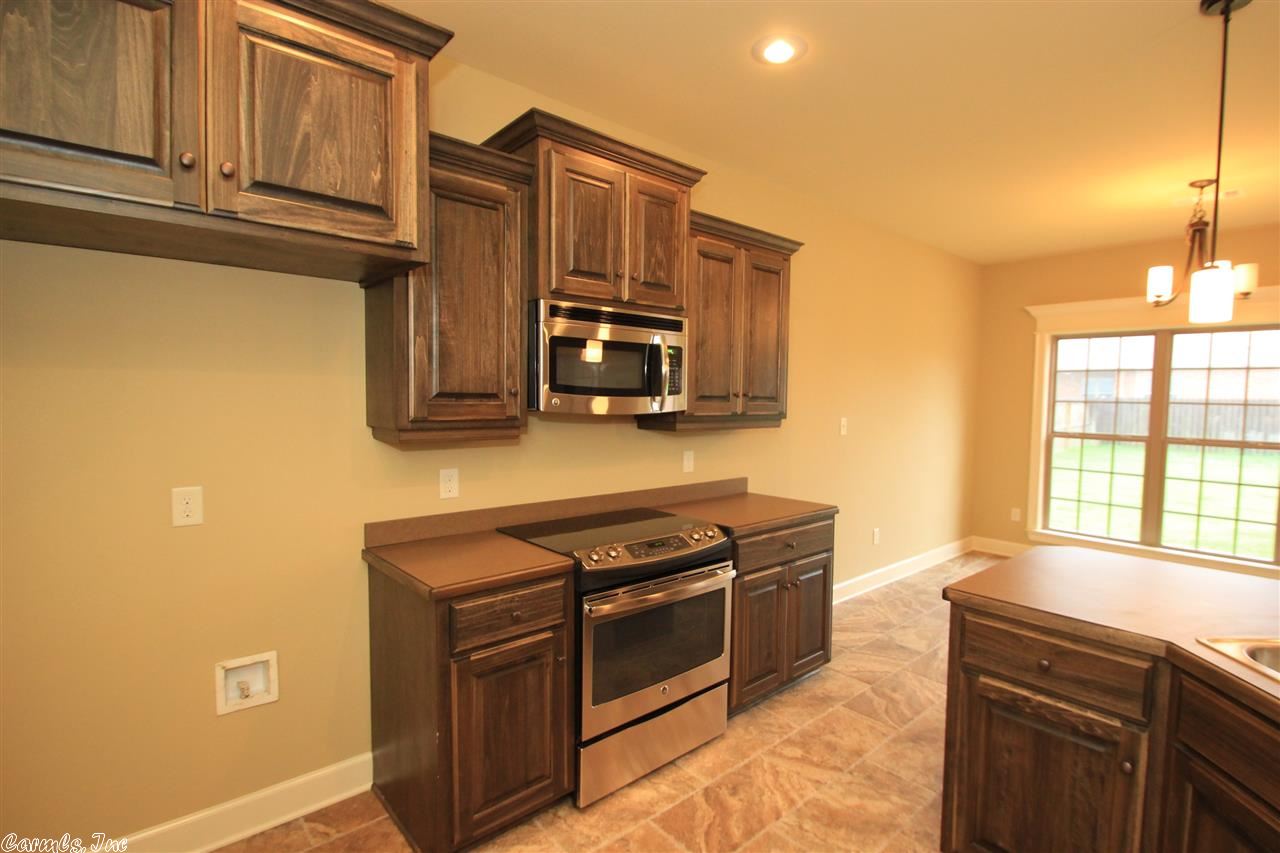 Oak Tree - Residential