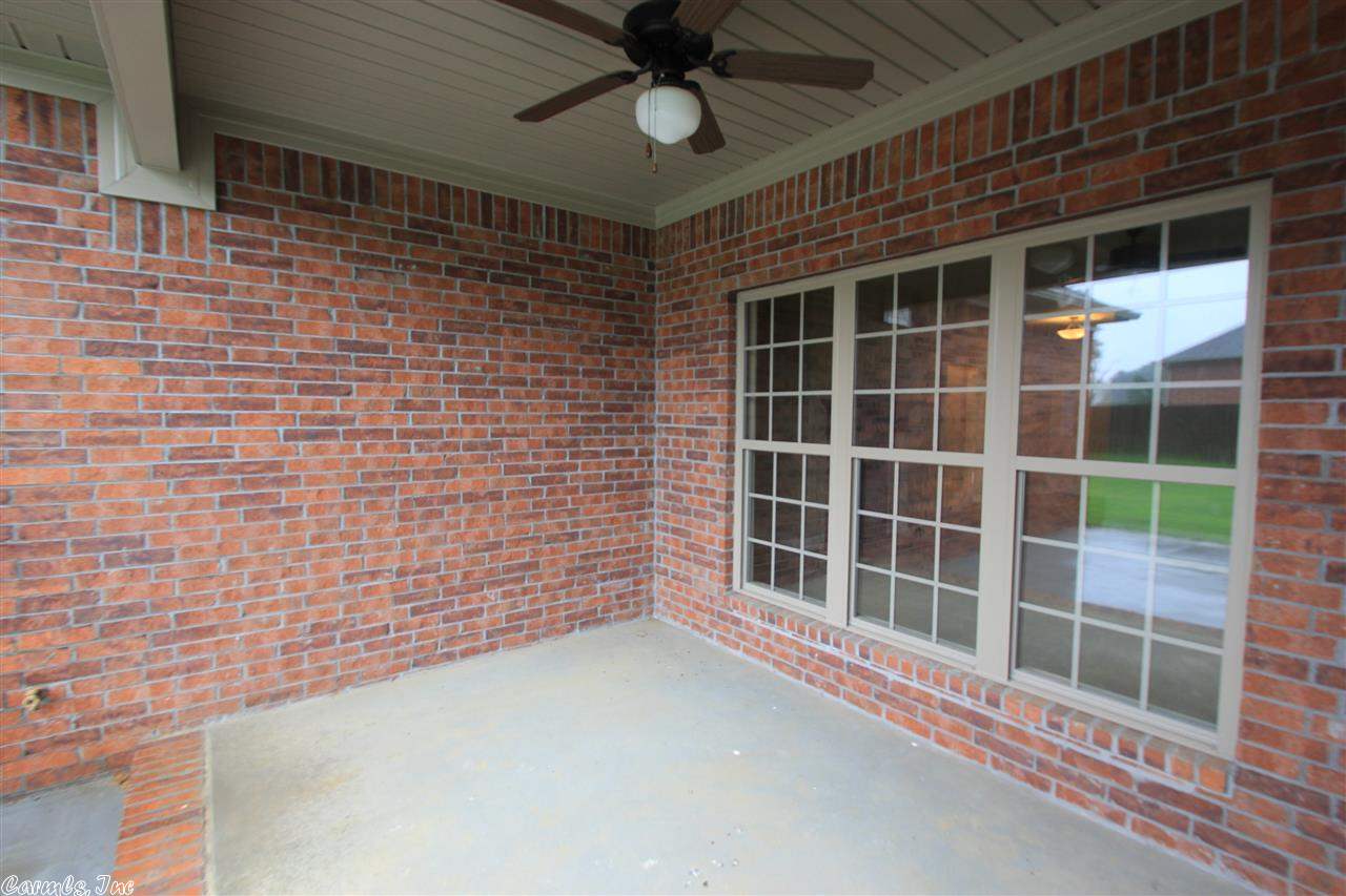 Oak Tree - Residential