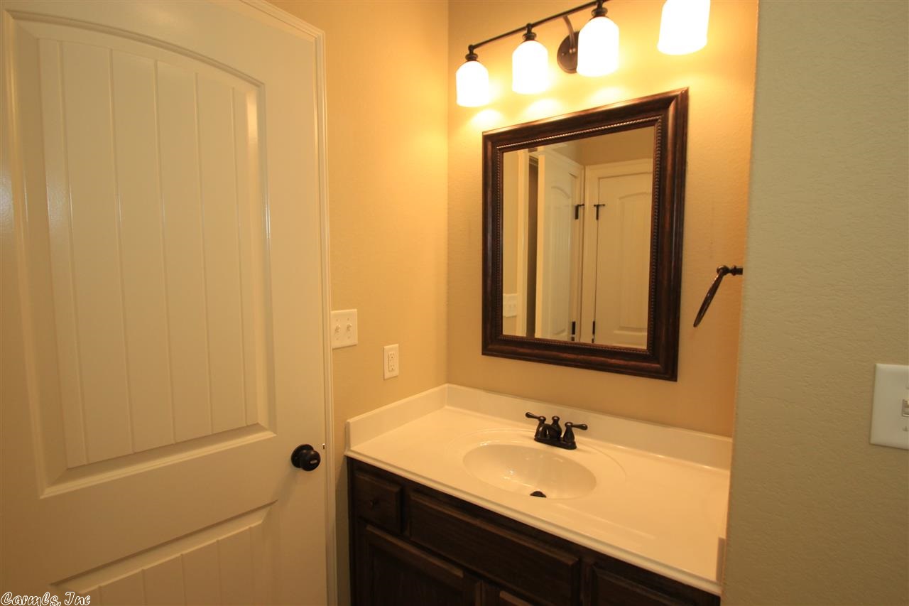 Oak Tree - Residential