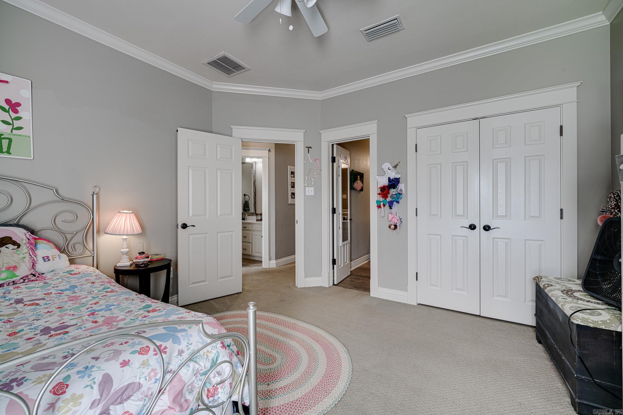 MADISON PLACE - Residential