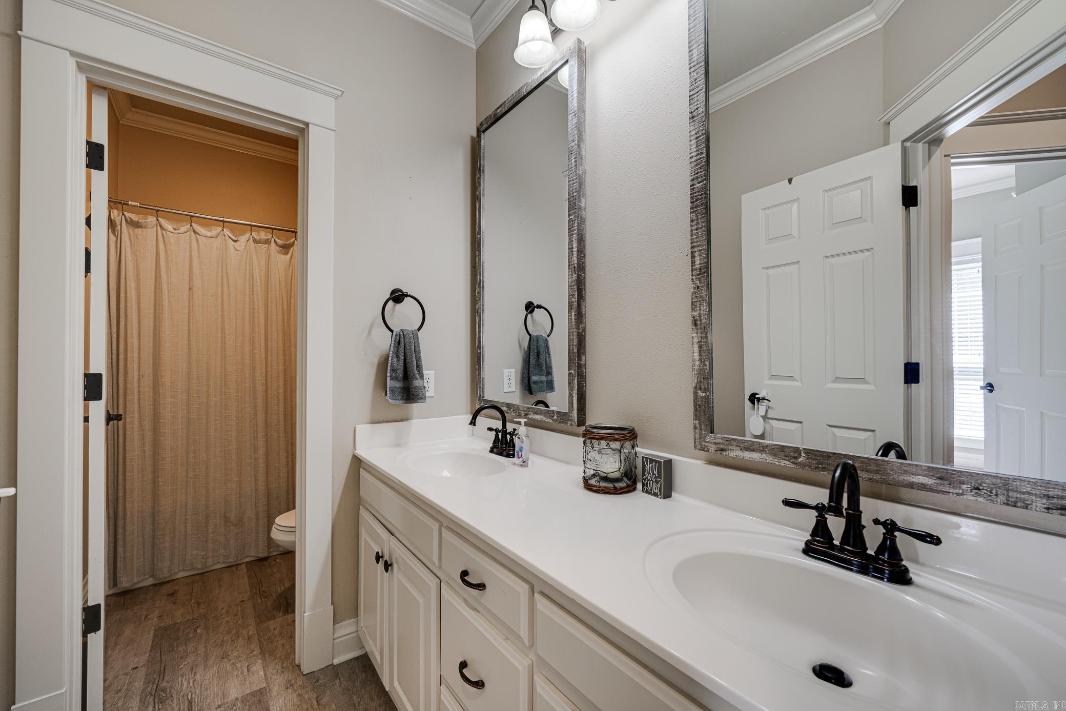 MADISON PLACE - Residential