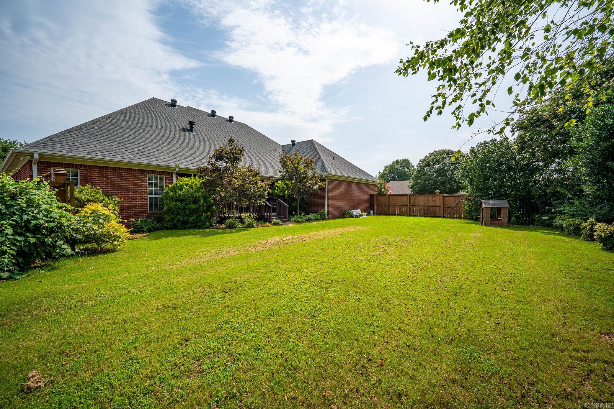 MADISON PLACE - Residential