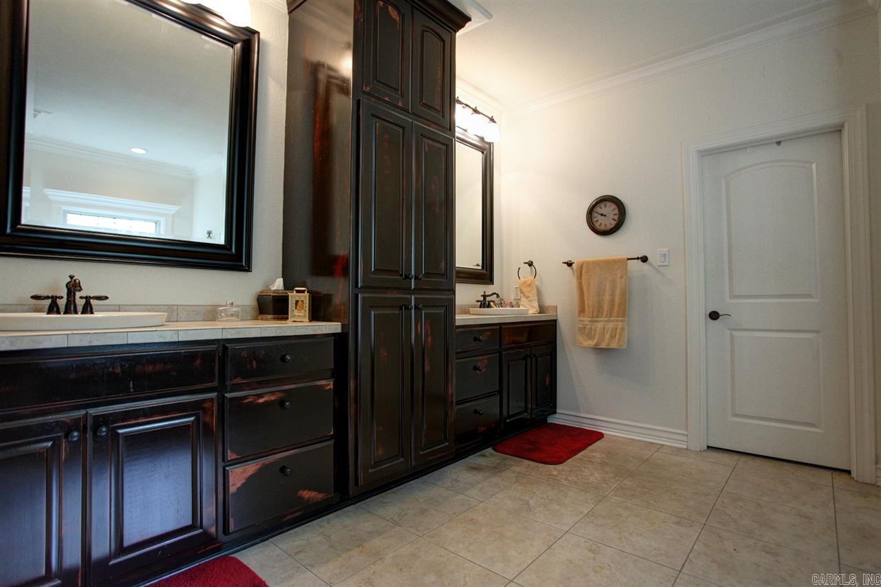 ESTATES OF RIVER VIEW - Residential