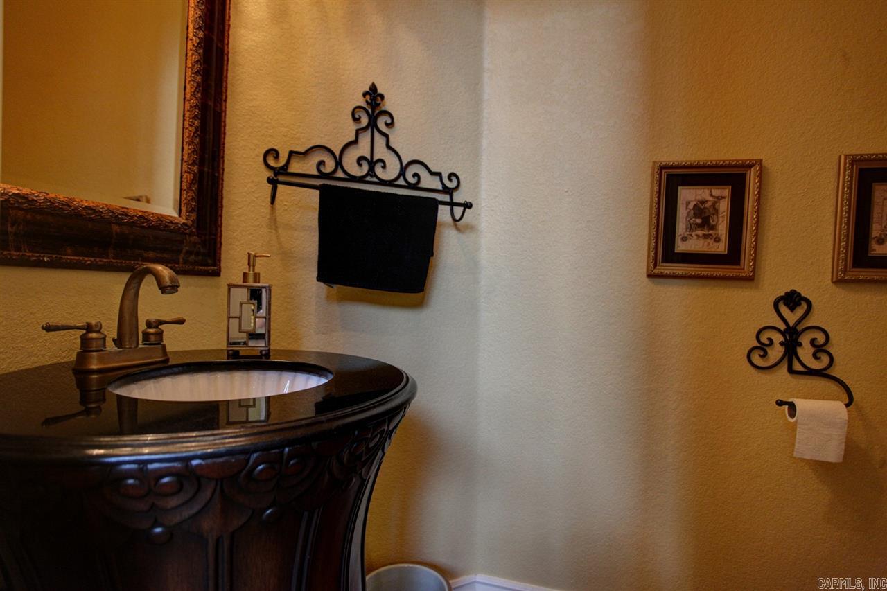 ESTATES OF RIVER VIEW - Residential