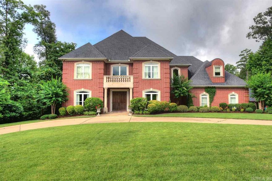 Classic, stunning and ready for the active Family! Gated private 2 acre setting, Tennis Court, and a Wow Outdoor Living area with stone fireplace & full outdoor kitchen. A dream kitchen, Jenn-air refrig, 6 burner stove/ pot filler, stainless top island, ice maker.. Huge Master suite with fireplace, office, wonderful closet built-ins.. Perfect enormous dining room, and also offers an Office, Safe Room, Workout room, Bonus Room and 2 staircases! Walk to the river, 2 minutes drive from freeway, Benton Schools!